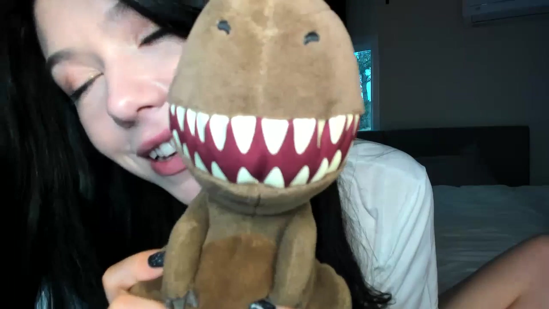 Gallery image thumbnail from Nancy_Morris's myfreecams stream on, 07/04/2023, 02:49 image 10 of 20