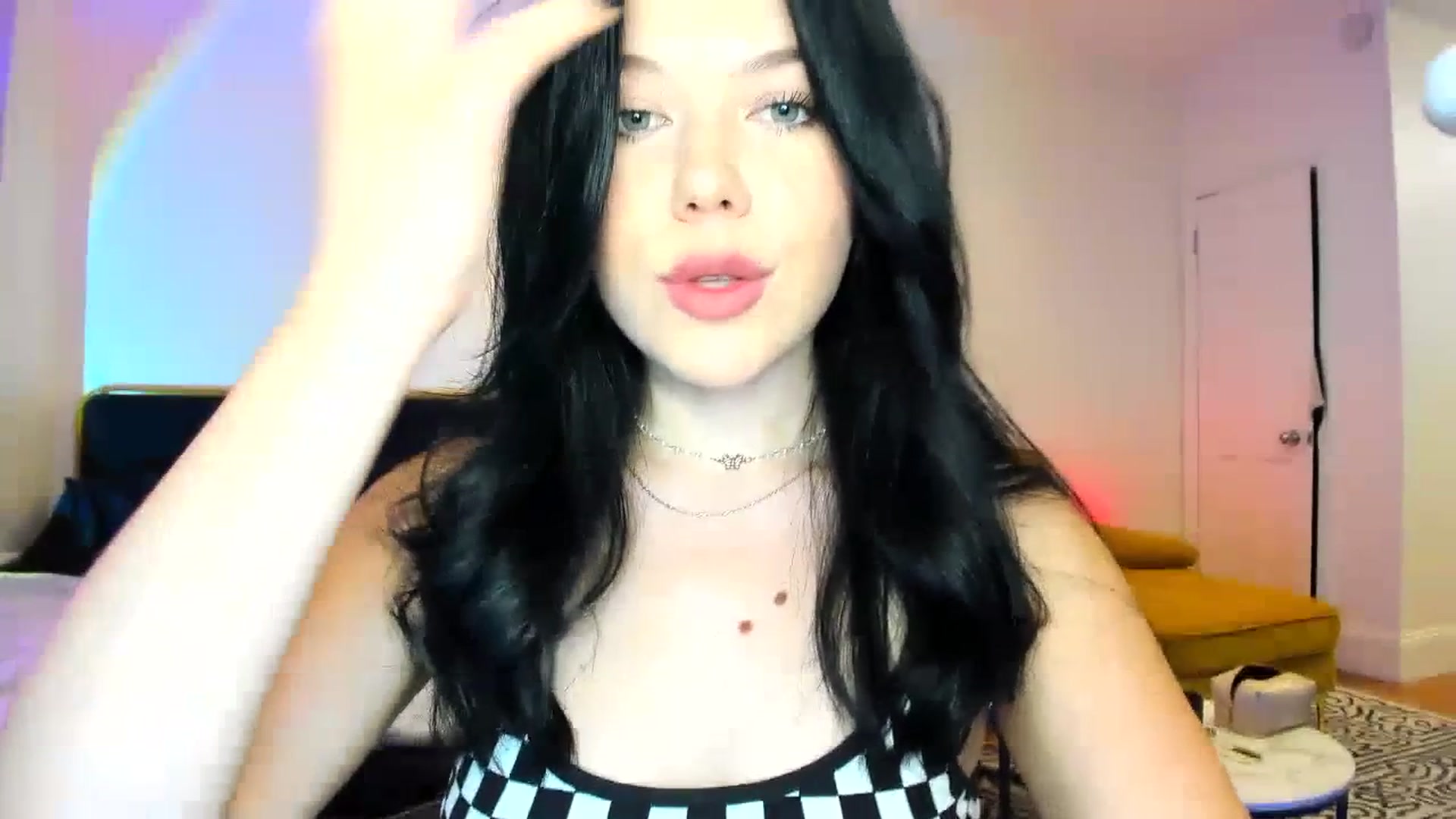 Gallery image thumbnail from Nancy_Morris's myfreecams stream on, 07/14/2023, 01:01 image 15 of 20