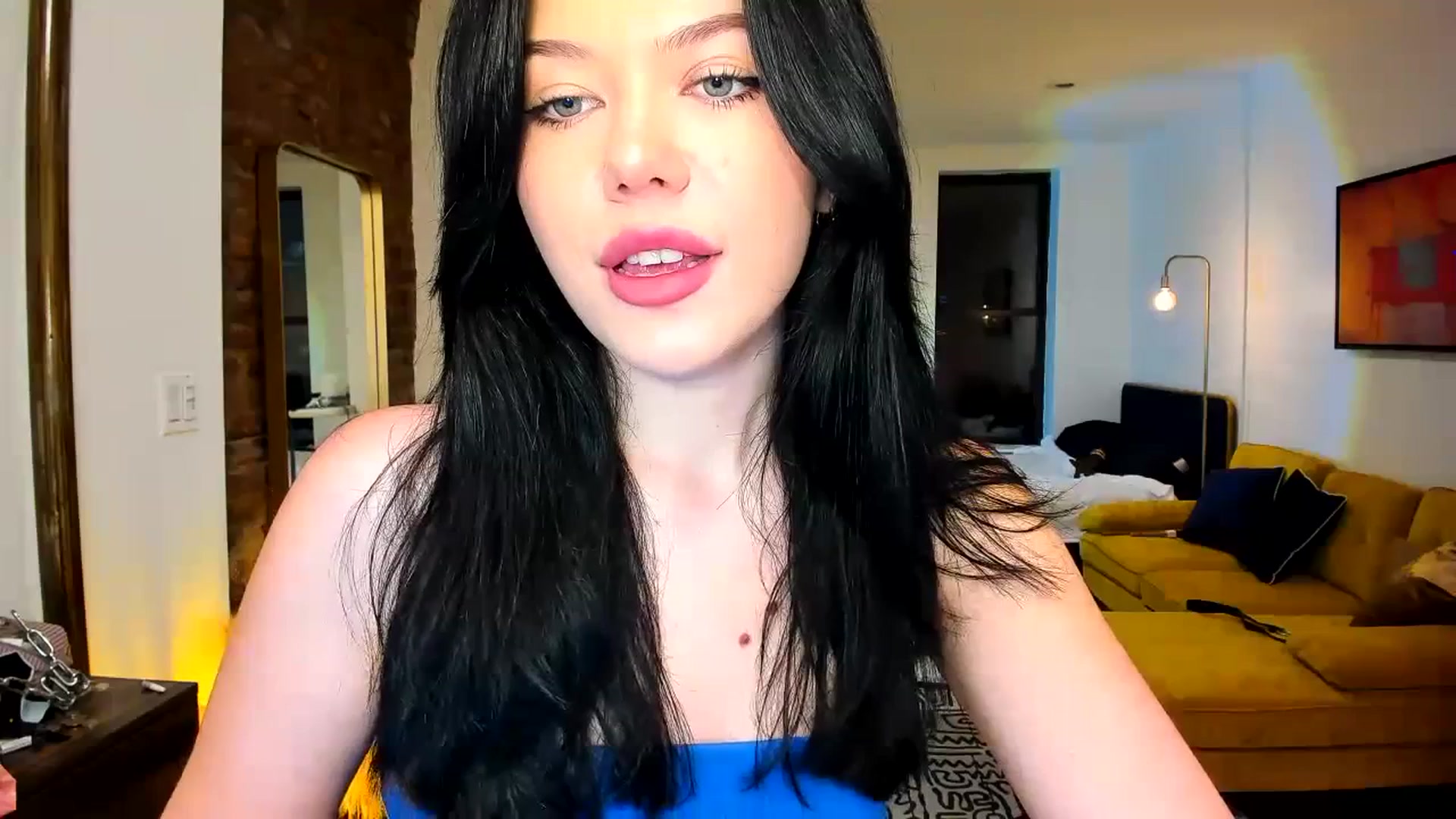 Gallery image thumbnail from Nancy_Morris's myfreecams stream on, 07/17/2023, 01:20 image 4 of 20