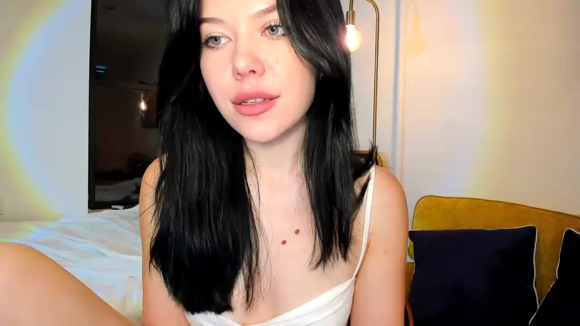 Gallery image thumbnail from Nancy_Morris's myfreecams stream on, 07/17/2023, 05:25 image 2 of 20