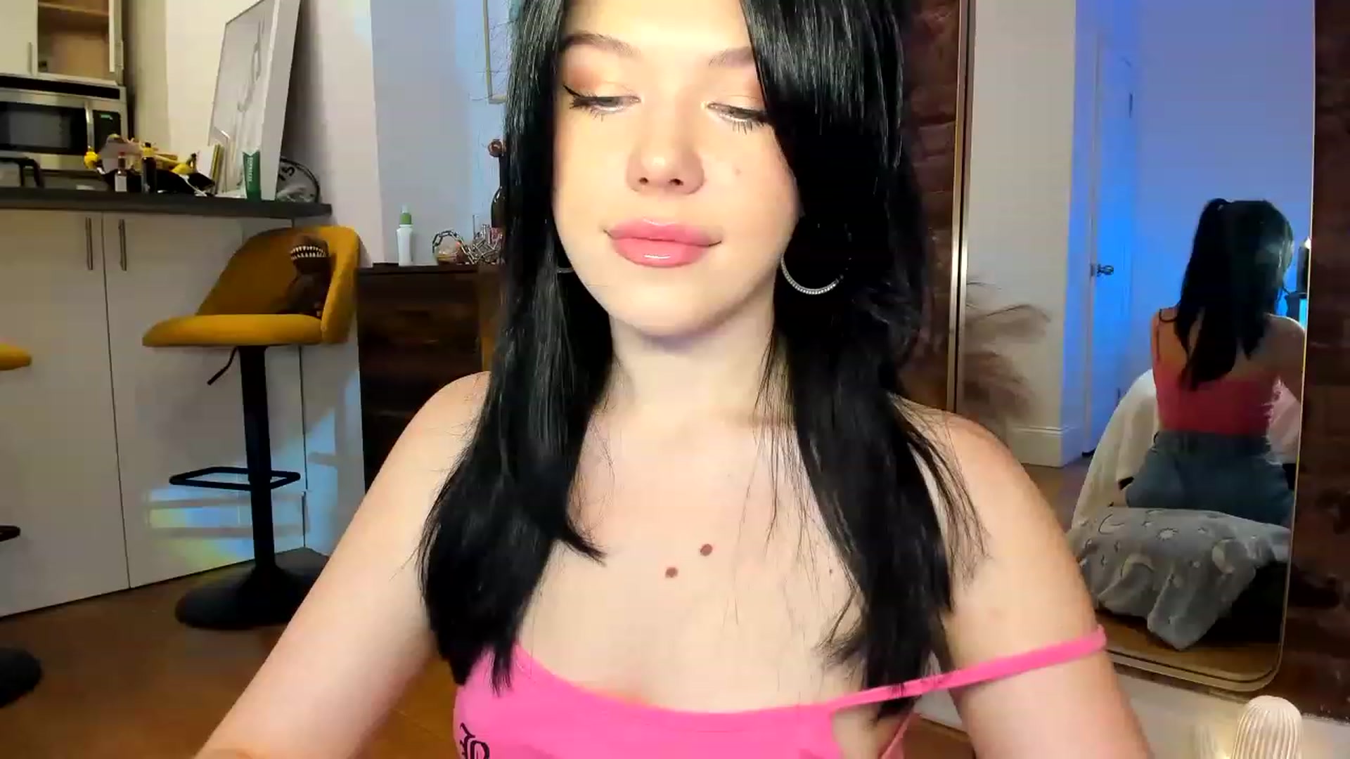 Gallery image thumbnail from Nancy_Morris's myfreecams stream on, 07/23/2023, 02:23 image 14 of 20