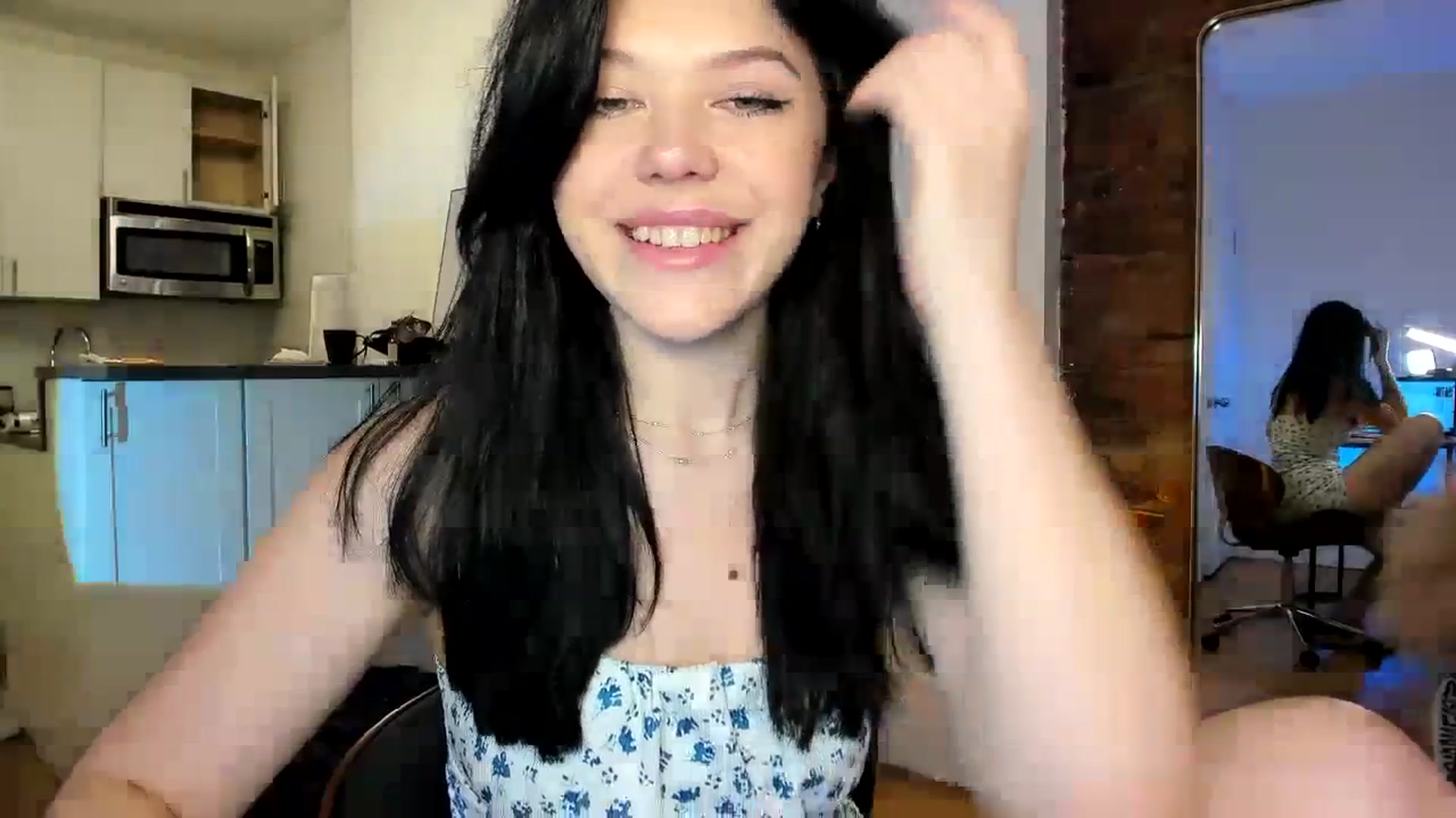 Gallery image thumbnail from Nancy_Morris's myfreecams stream on, 07/25/2023, 01:55 image 14 of 20