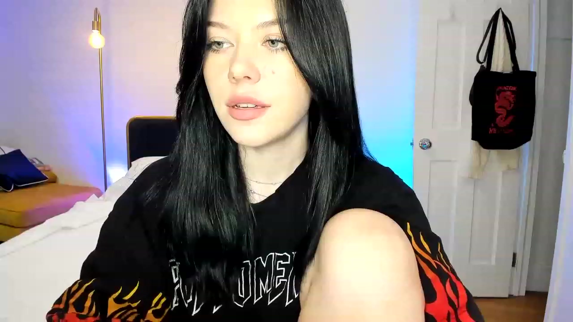 Gallery image thumbnail from Nancy_Morris's myfreecams stream on, 07/25/2023, 05:21 image 8 of 20