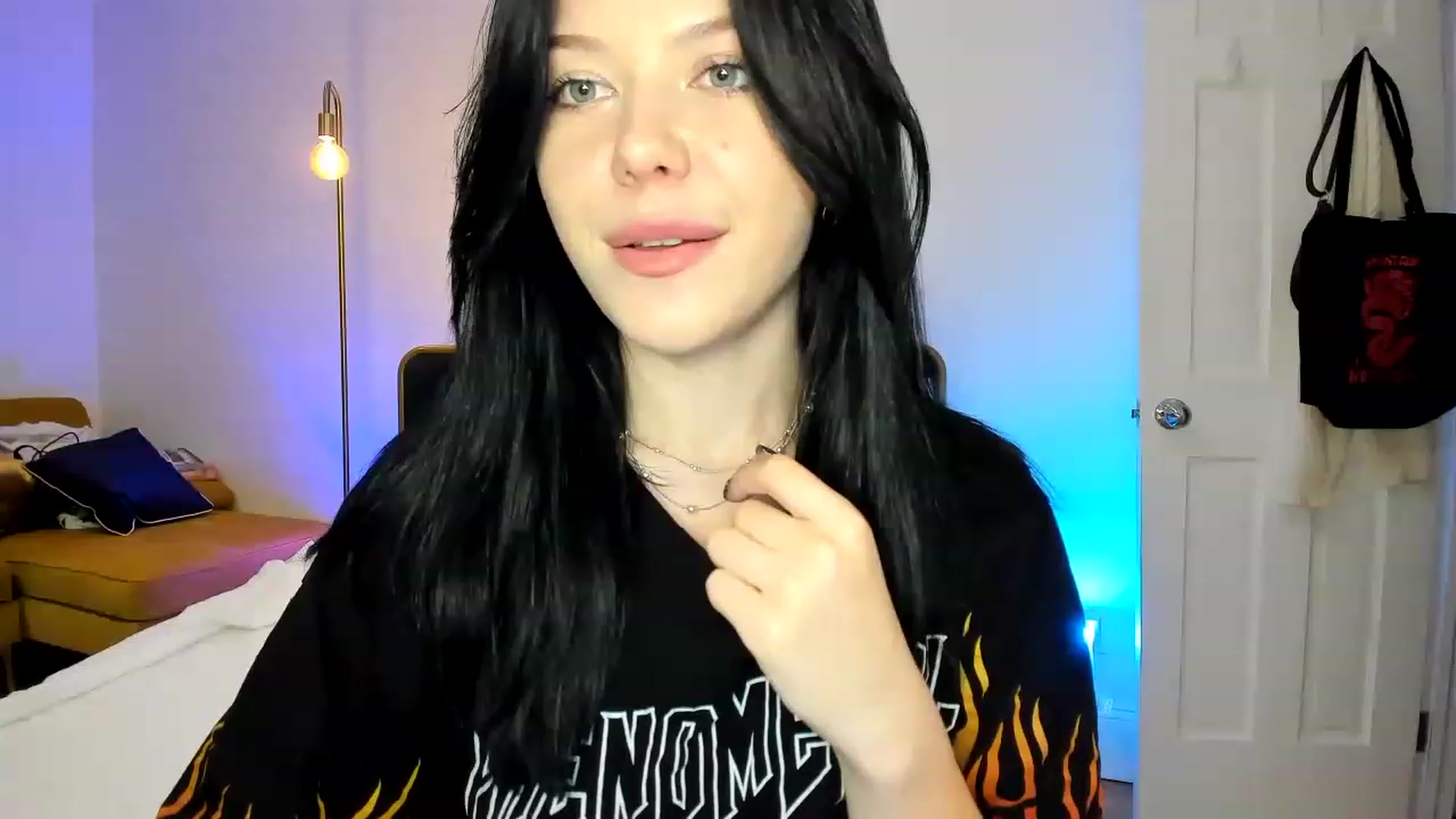 Gallery image thumbnail from Nancy_Morris's myfreecams stream on, 07/25/2023, 05:21 image 11 of 20