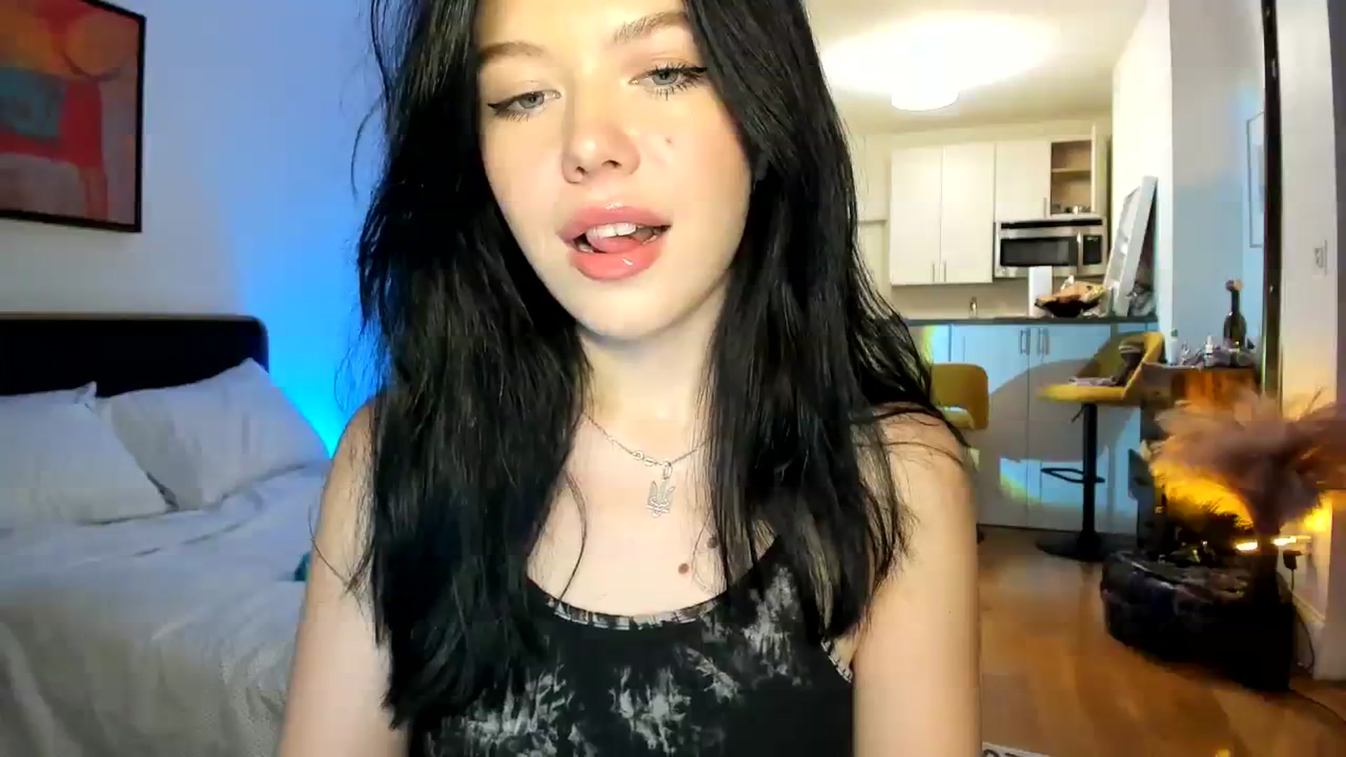 Gallery image thumbnail from Nancy_Morris's myfreecams stream on, 07/26/2023, 03:45 image 11 of 20
