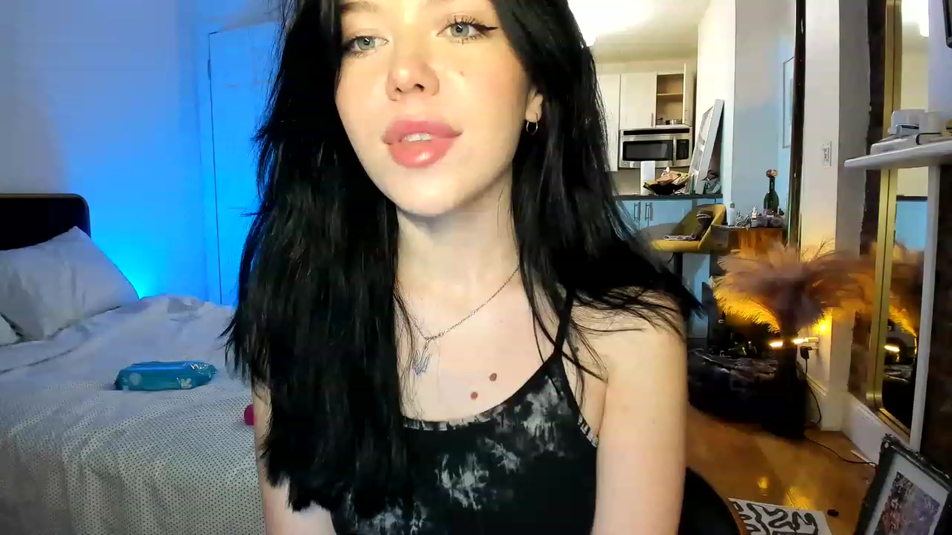 Gallery image thumbnail from Nancy_Morris's myfreecams stream on, 07/26/2023, 05:39 image 1 of 20