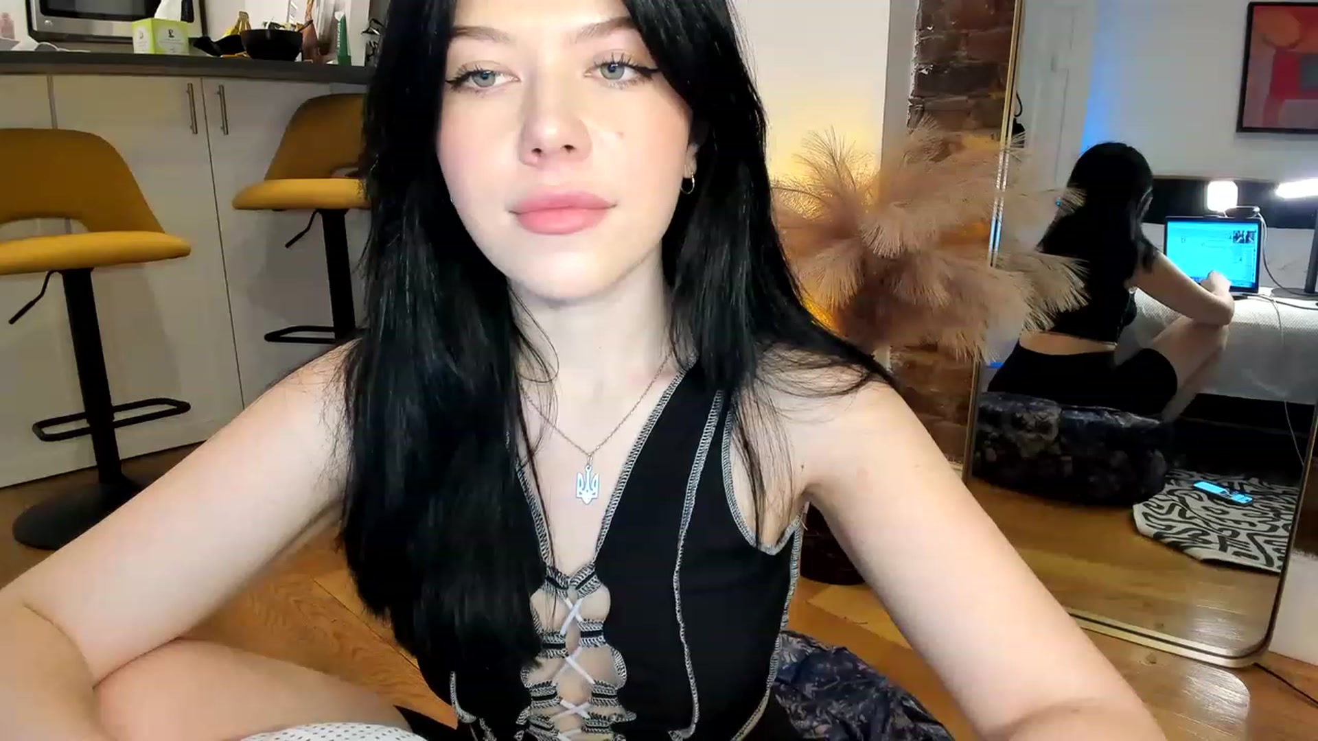 Gallery image thumbnail from Nancy_Morris's myfreecams stream on, 07/28/2023, 01:53 image 15 of 20