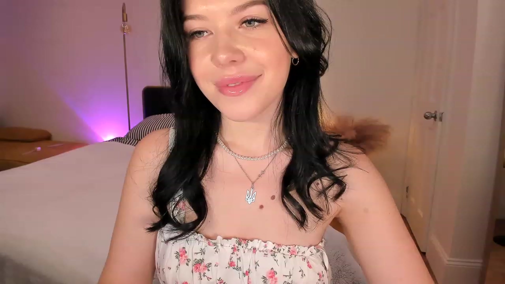 Gallery image thumbnail from Nancy_Morris's myfreecams stream on, 08/04/2023, 03:52 image 15 of 20