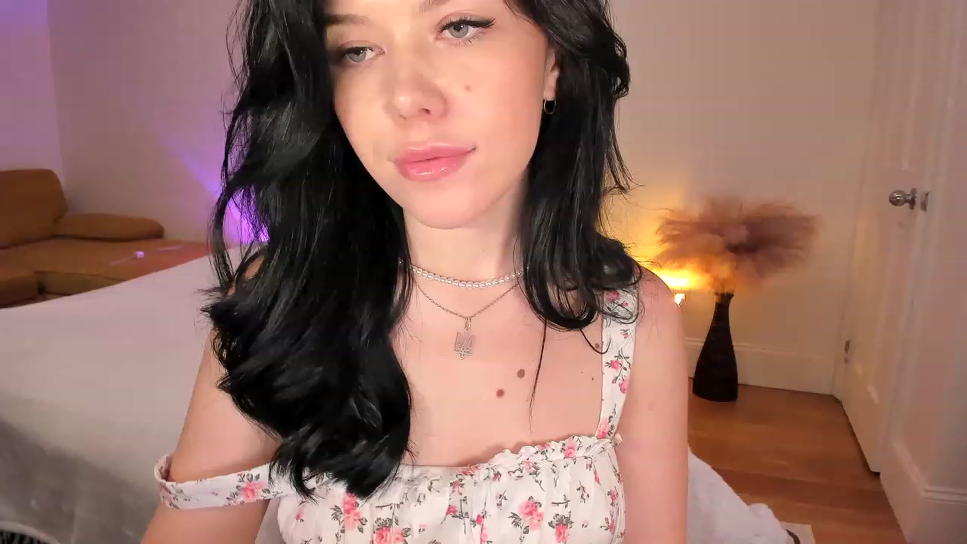 Gallery image thumbnail from Nancy_Morris's myfreecams stream on, 08/04/2023, 06:28 image 12 of 20