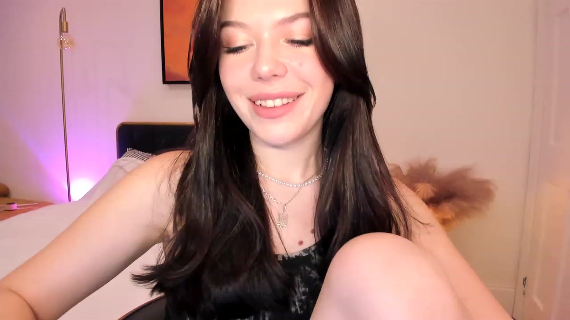 Gallery image thumbnail from Nancy_Morris's myfreecams stream on, 08/14/2023, 02:31 image 4 of 20