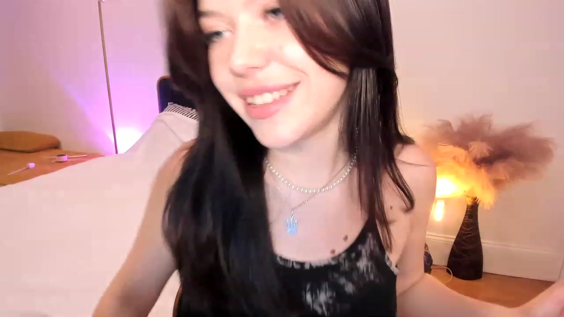 Gallery image thumbnail from Nancy_Morris's myfreecams stream on, 08/14/2023, 03:26 image 14 of 20