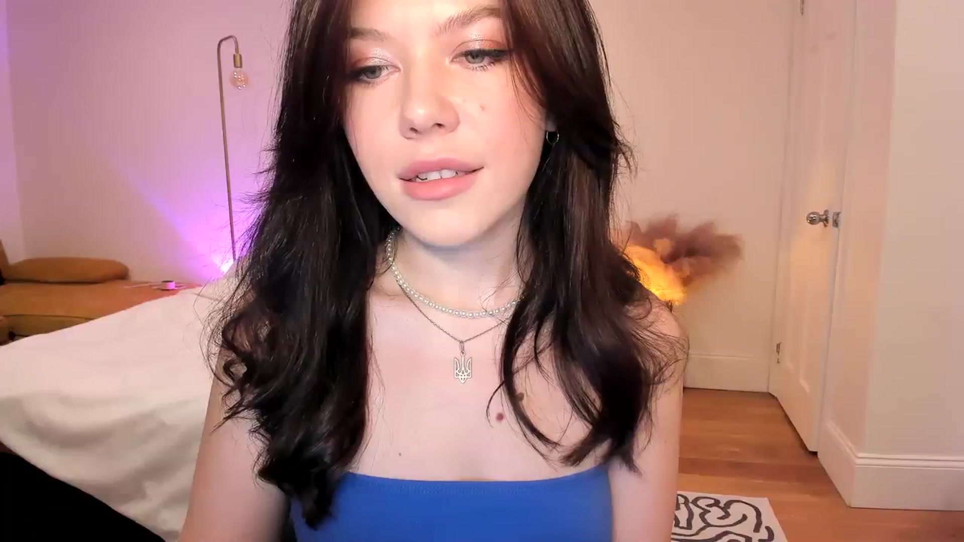 Gallery image thumbnail from Nancy_Morris's myfreecams stream on, 08/19/2023, 24:00 image 16 of 20