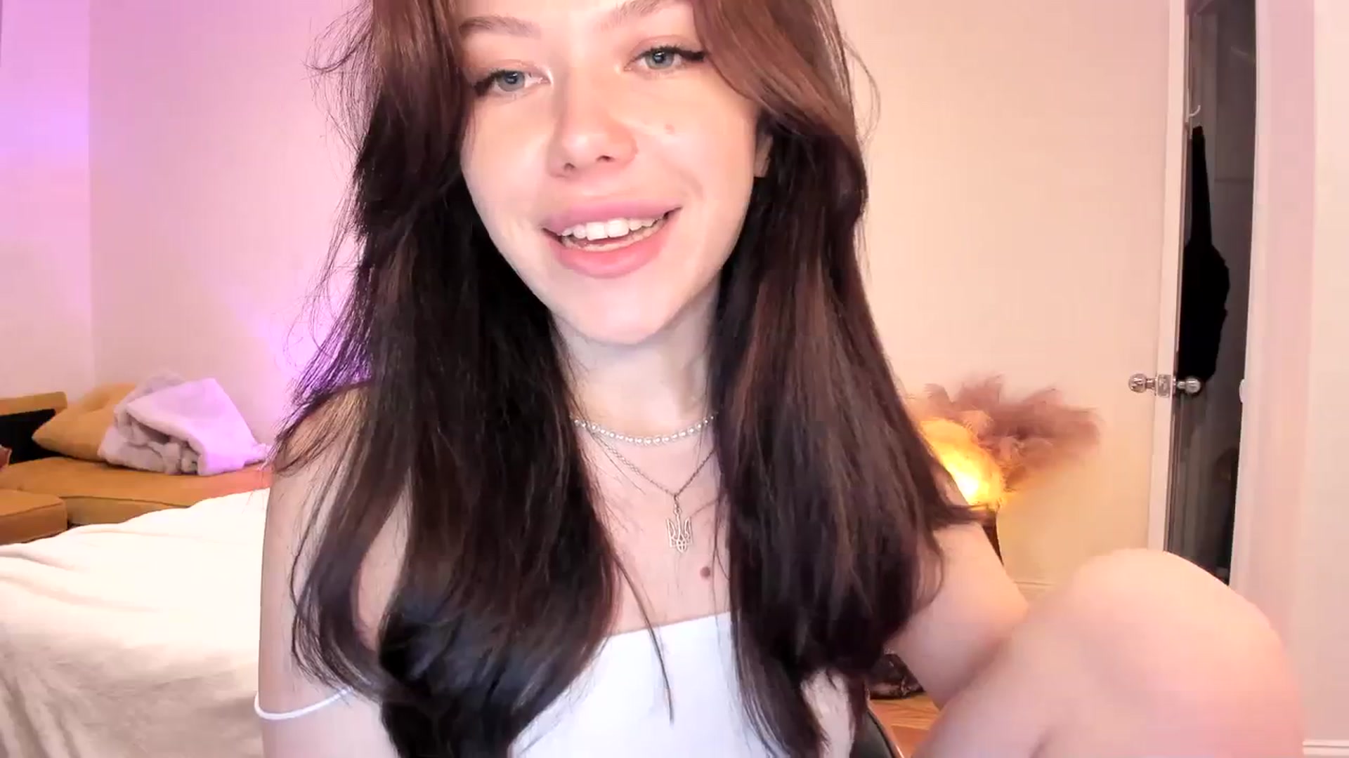 Gallery image thumbnail from Nancy_Morris's myfreecams stream on, 08/26/2023, 01:20 image 16 of 20