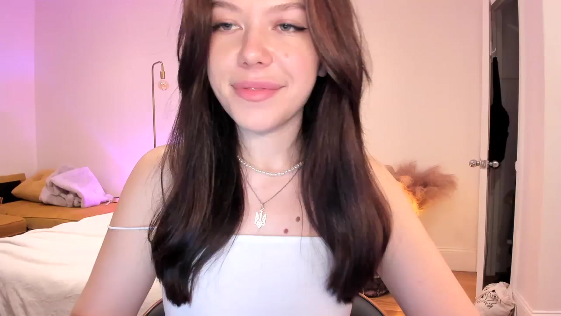 Gallery image thumbnail from Nancy_Morris's myfreecams stream on, 08/26/2023, 01:20 image 3 of 20