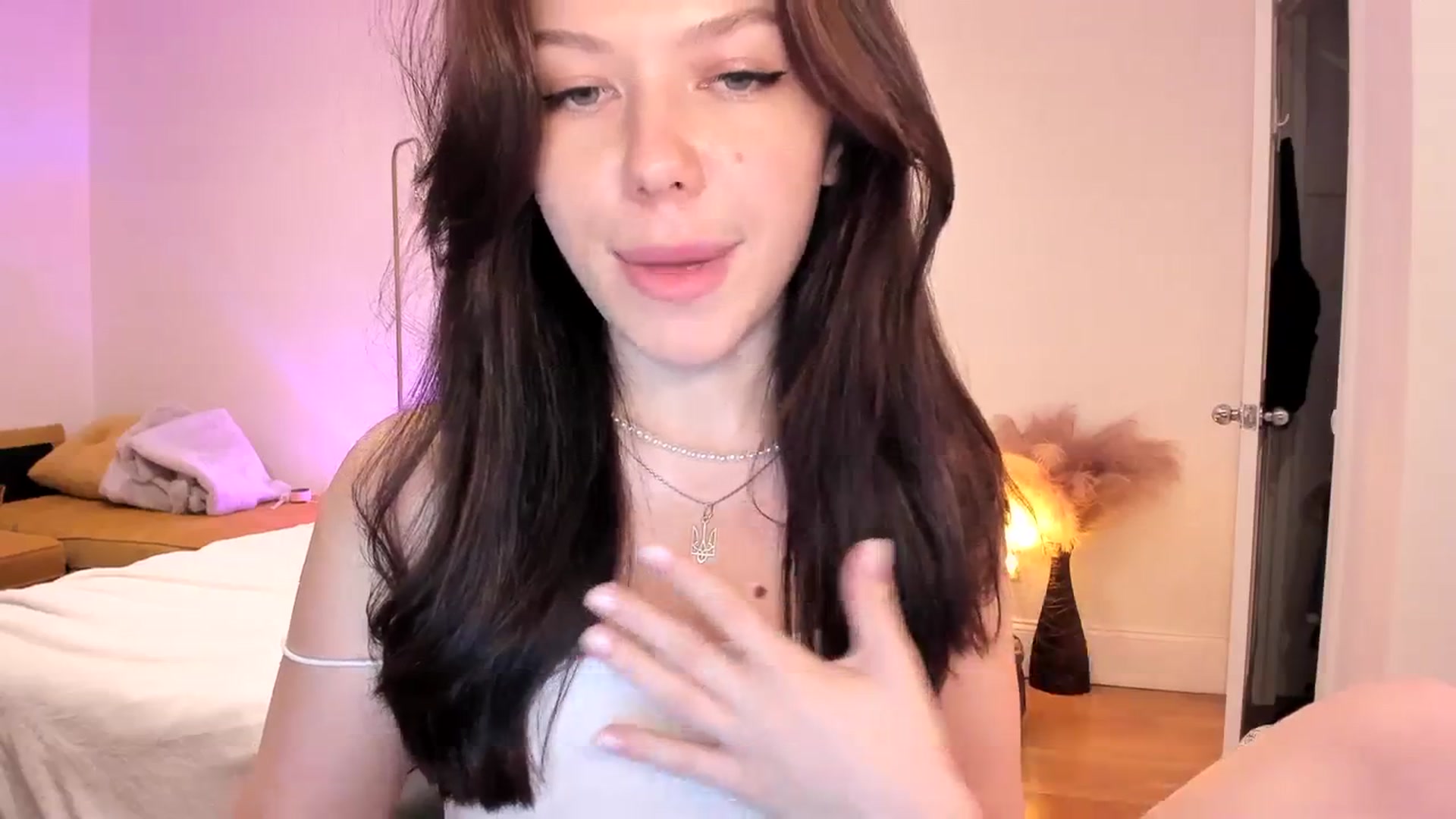 Gallery image thumbnail from Nancy_Morris's myfreecams stream on, 08/26/2023, 01:20 image 12 of 20