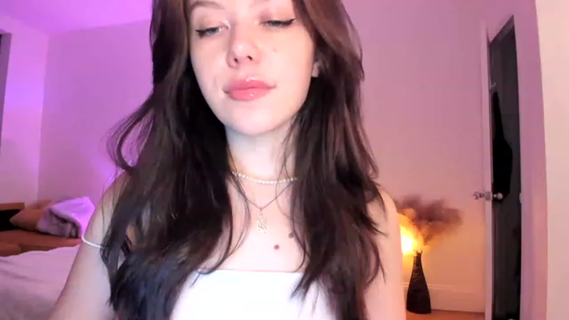 Gallery image thumbnail from Nancy_Morris's myfreecams stream on, 08/26/2023, 03:07 image 15 of 20