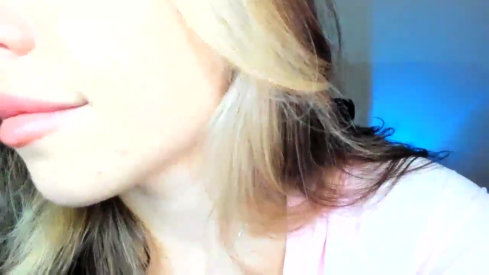 Gallery image thumbnail from Nancy_Morris's myfreecams stream on, 10/24/2024, 04:35 image 6 of 20