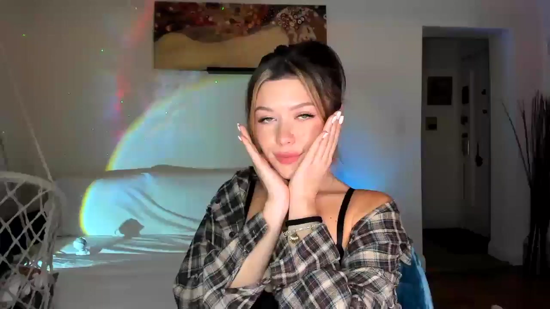 Gallery image thumbnail from Nancy_Morris's myfreecams stream on, 10/25/2024, 06:03 image 7 of 20