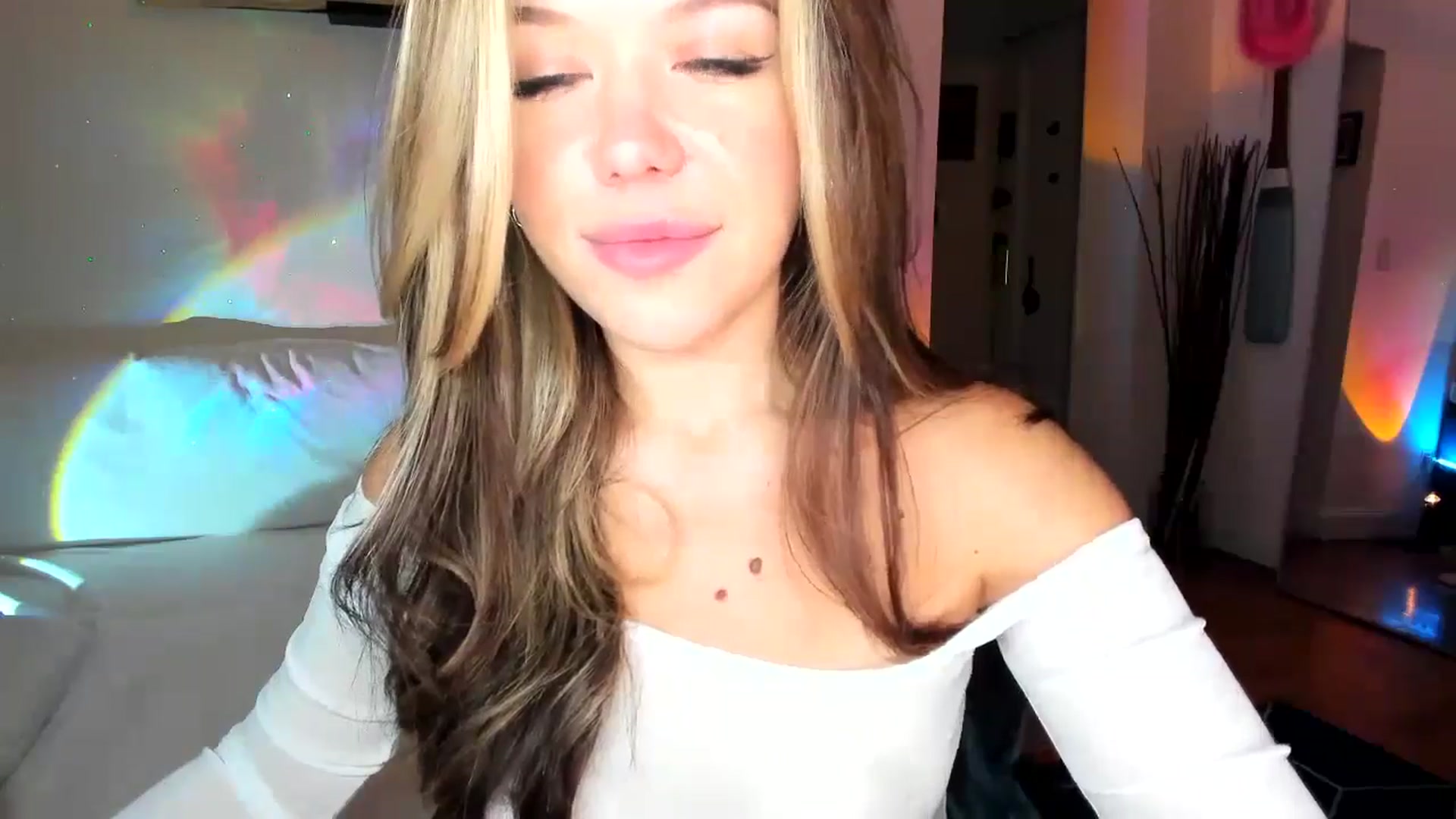 Gallery image thumbnail from Nancy_Morris's myfreecams stream on, 11/02/2024, 06:40 image 15 of 20