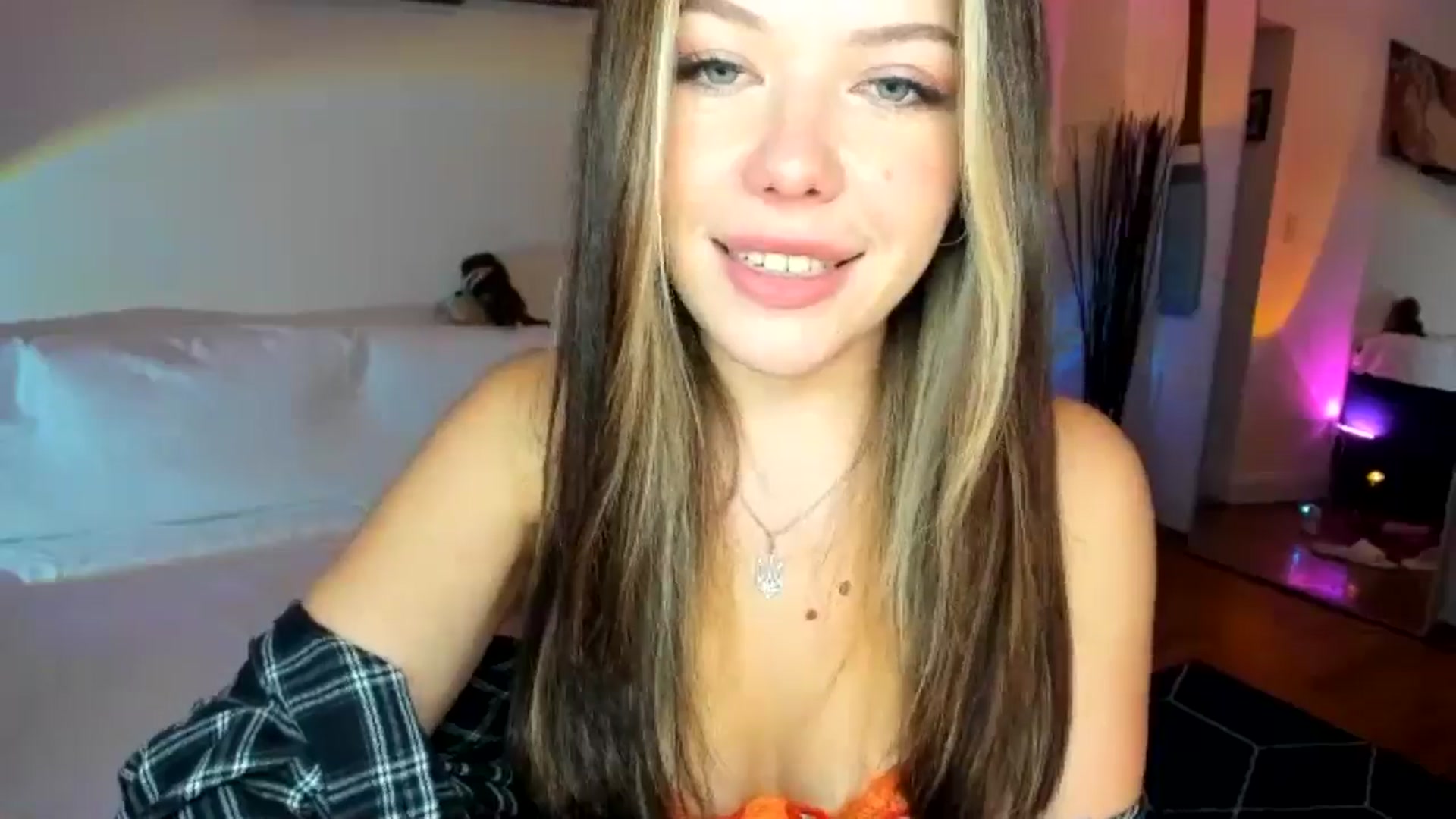 Gallery image thumbnail from Nancy_Morris's myfreecams stream on, 11/03/2024, 07:59 image 10 of 20