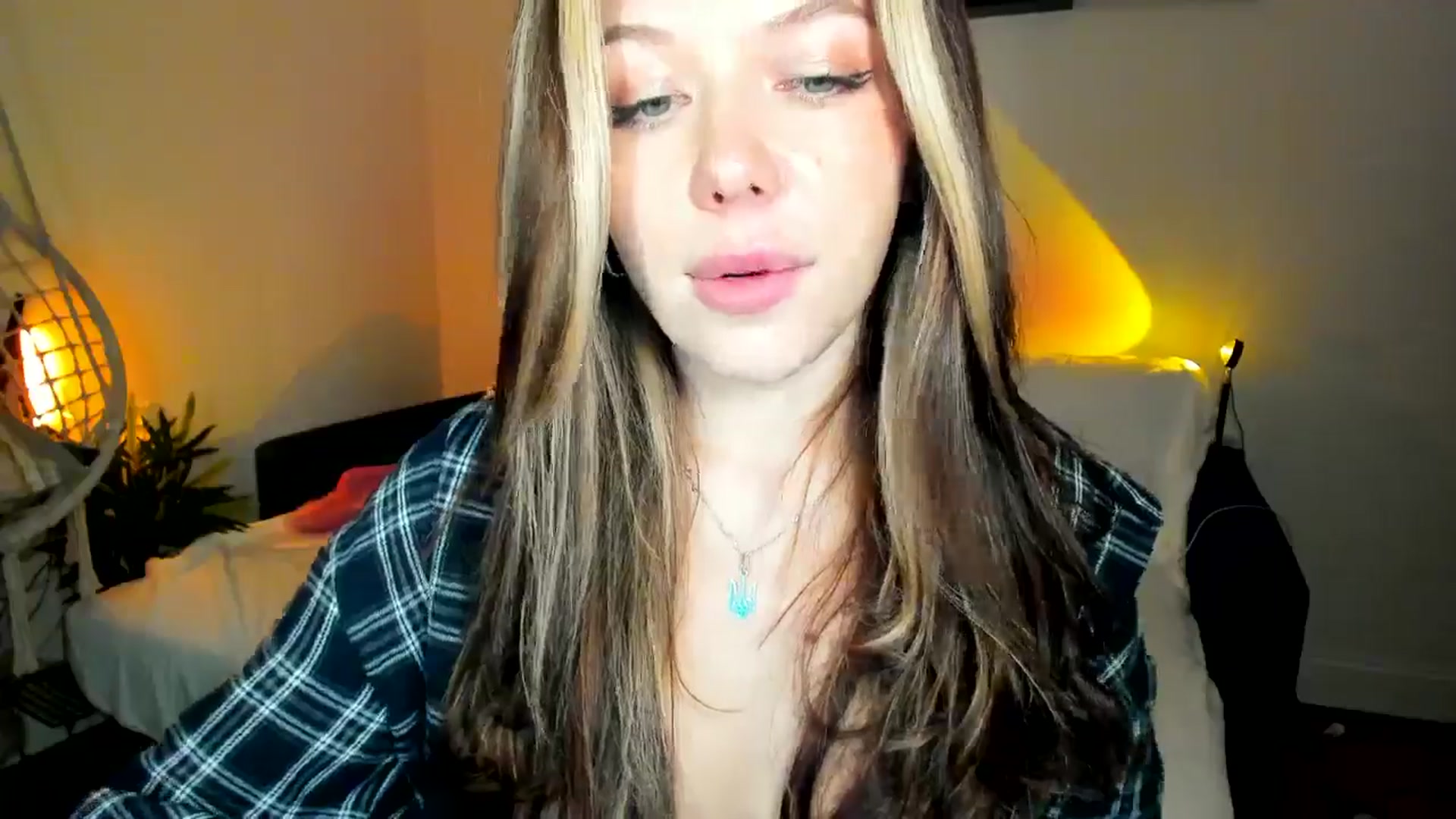Gallery image thumbnail from Nancy_Morris's myfreecams stream on, 11/14/2024, 07:05 image 20 of 20