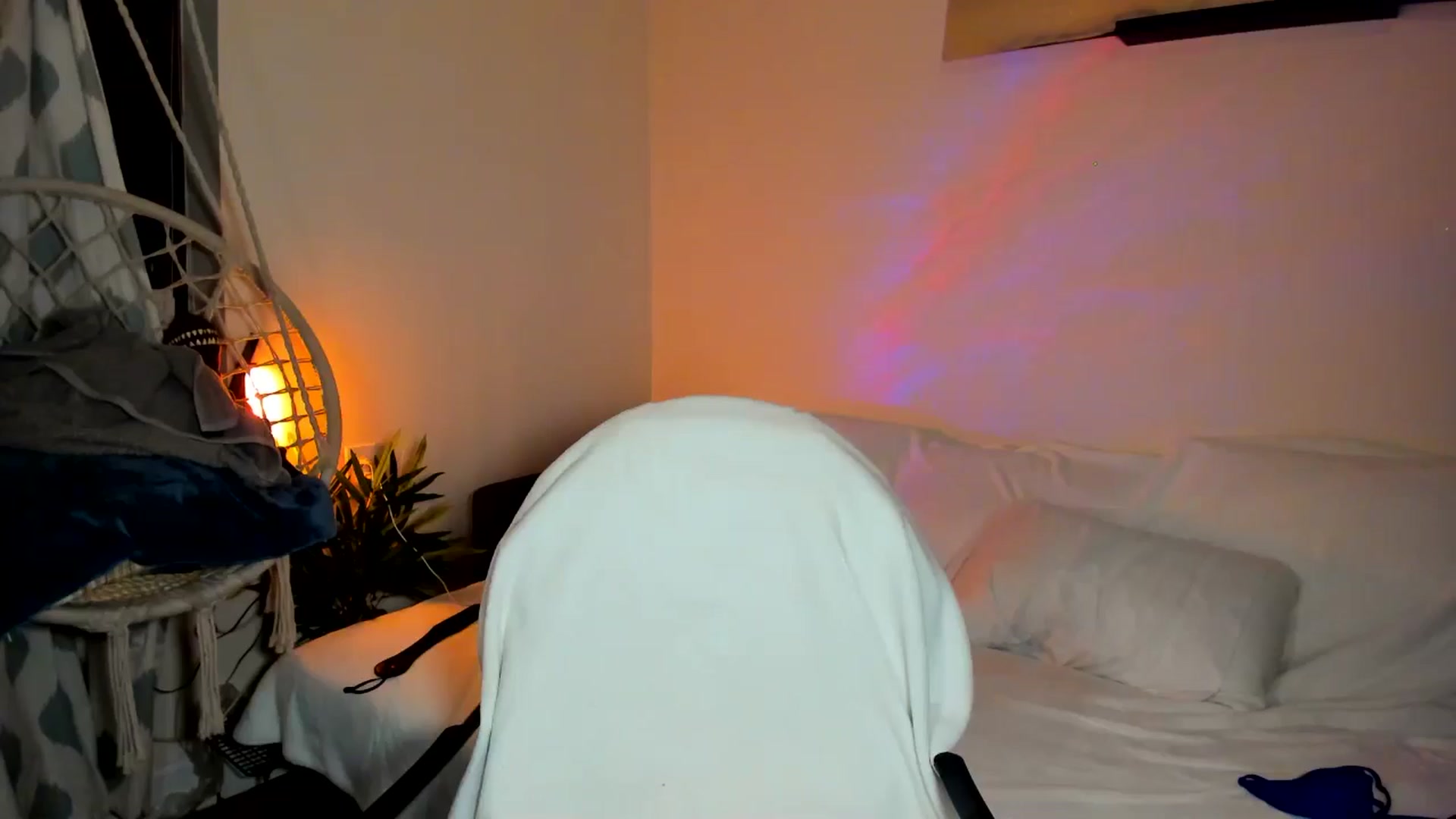 Gallery image thumbnail from Nancy_Morris's myfreecams stream on, 11/17/2024, 05:23 image 20 of 20