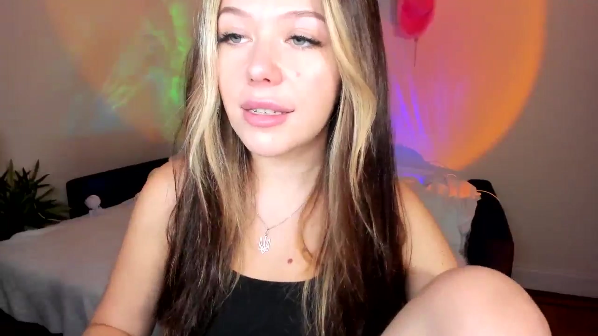 Gallery image thumbnail from Nancy_Morris's myfreecams stream on, 11/27/2024, 23:40 image 20 of 20