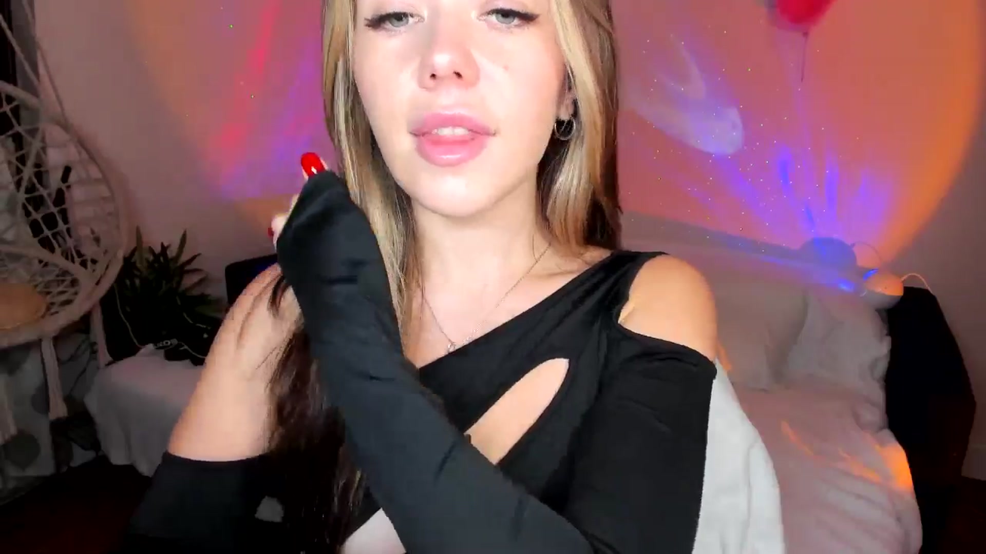 Gallery image thumbnail from Nancy_Morris's myfreecams stream on, 12/01/2024, 02:34 image 7 of 20