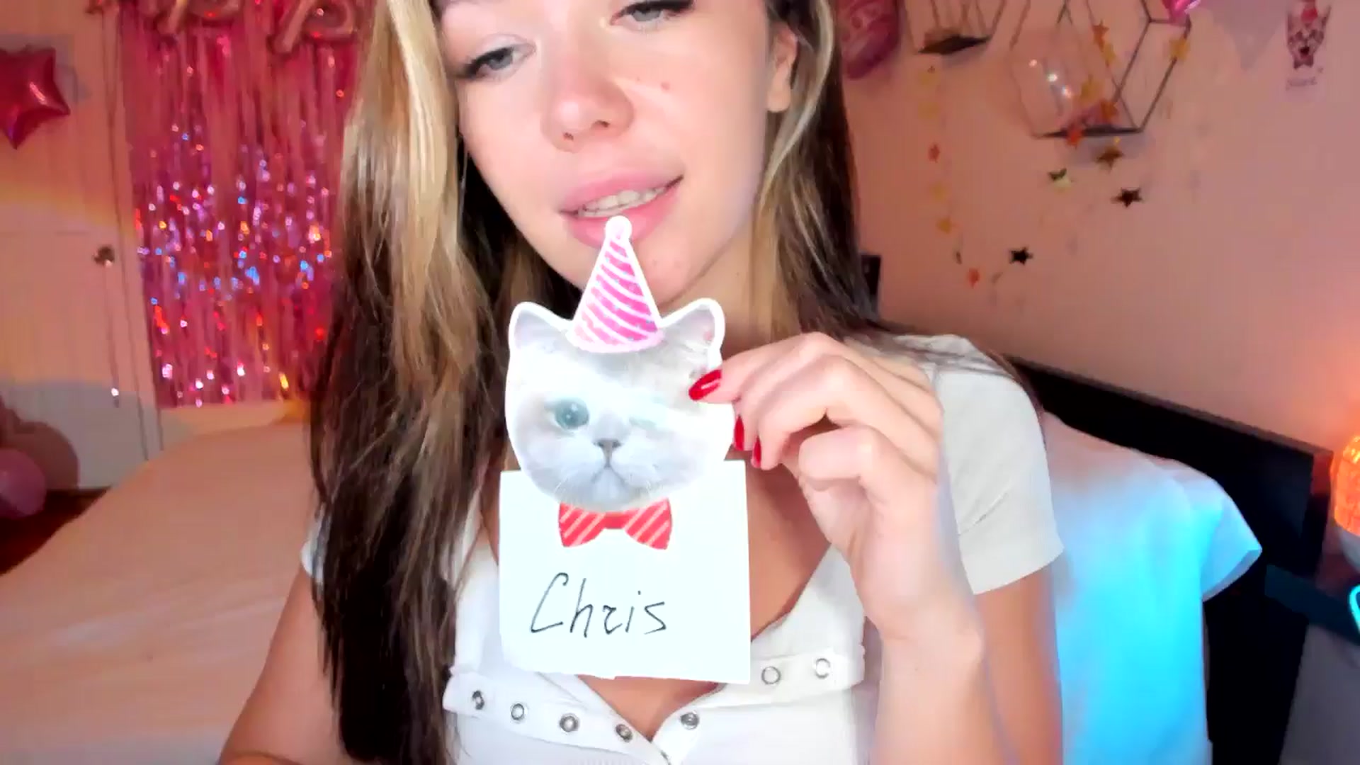 Gallery image thumbnail from Nancy_Morris's myfreecams stream on, 12/06/2024, 07:50 image 12 of 20