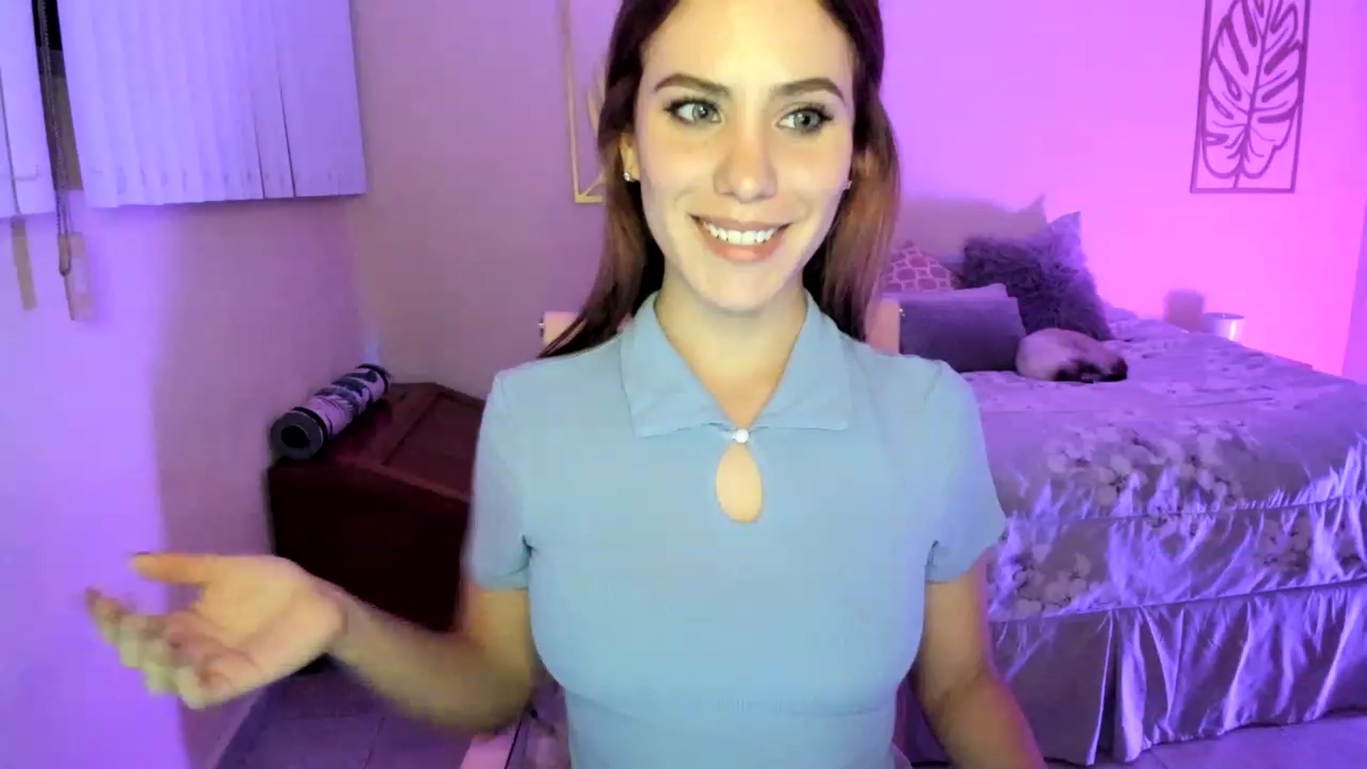 Gallery image thumbnail from NancyyB's myfreecams stream on, 11/16/2022, 24:55 image 14 of 20