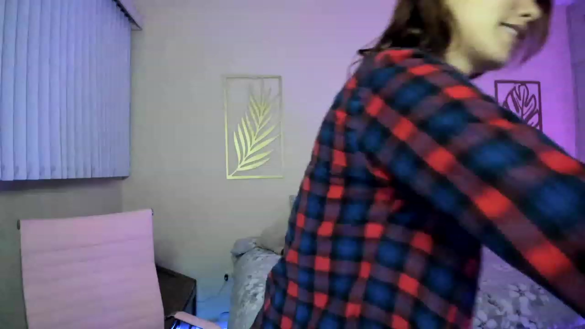 Gallery image thumbnail from NancyyB's myfreecams stream on, 11/18/2022, 24:20 image 8 of 20