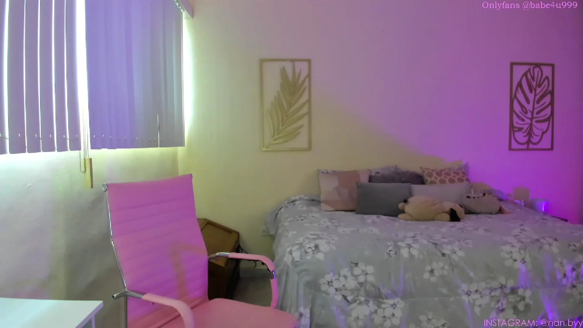 Gallery image thumbnail from NancyyB's myfreecams stream on, 01/27/2023, 22:47 image 19 of 20