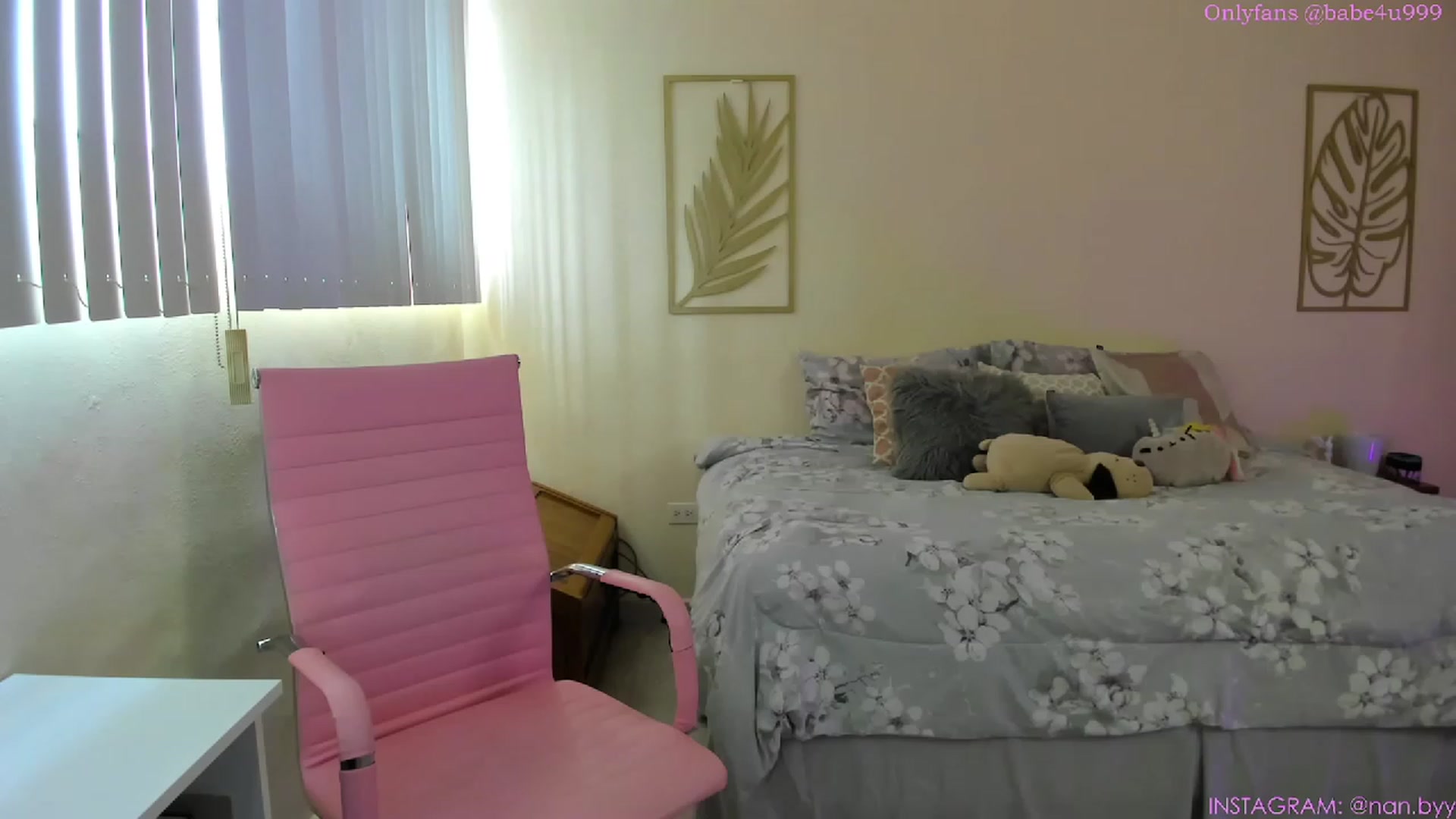 Gallery image thumbnail from NancyyB's myfreecams stream on, 01/30/2023, 22:48 image 11 of 20