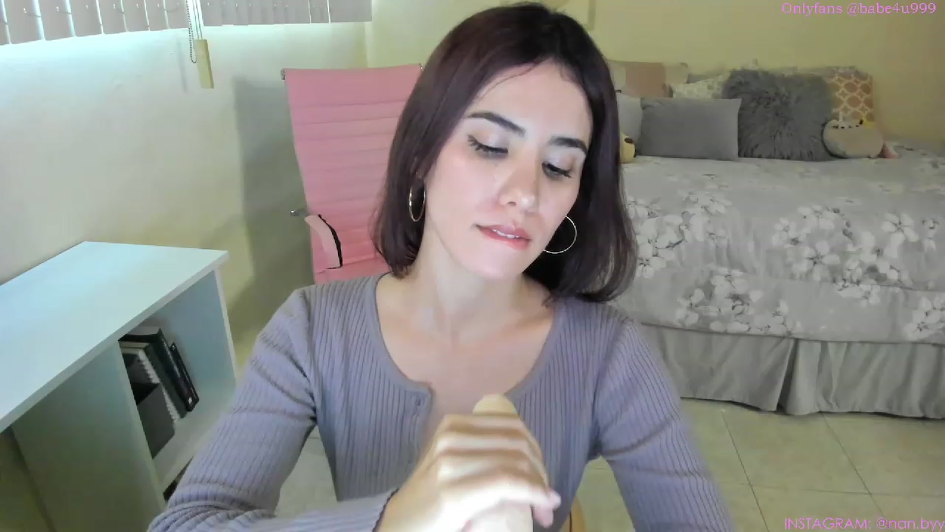 Gallery image thumbnail from NancyyB's myfreecams stream on, 02/07/2023, 23:38 image 13 of 20
