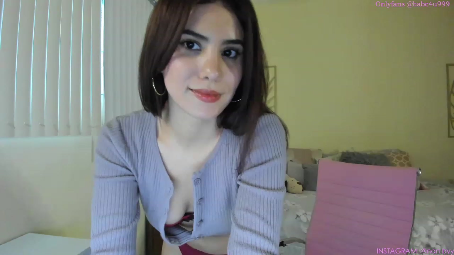 Gallery image thumbnail from NancyyB's myfreecams stream on, 02/08/2023, 24:01 image 10 of 20