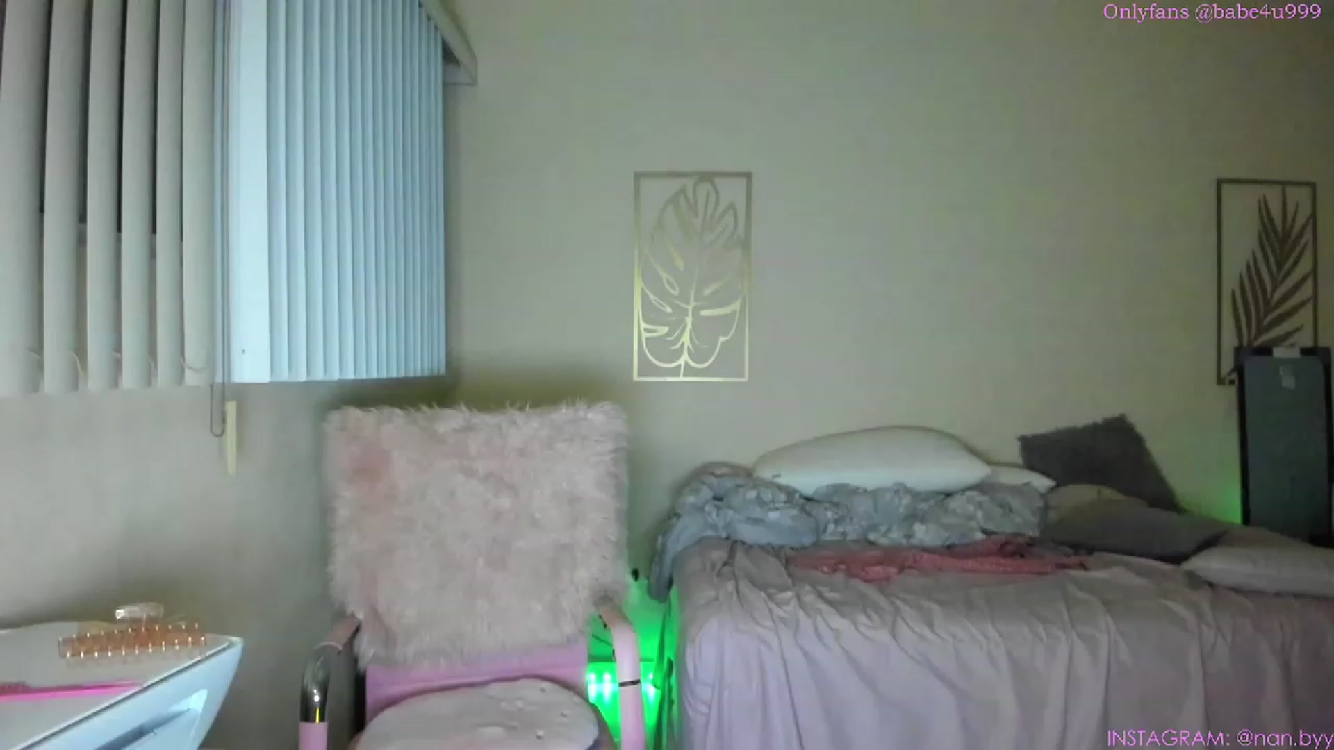 Gallery image thumbnail from NancyyB's myfreecams stream on, 04/28/2023, 05:29 image 4 of 20