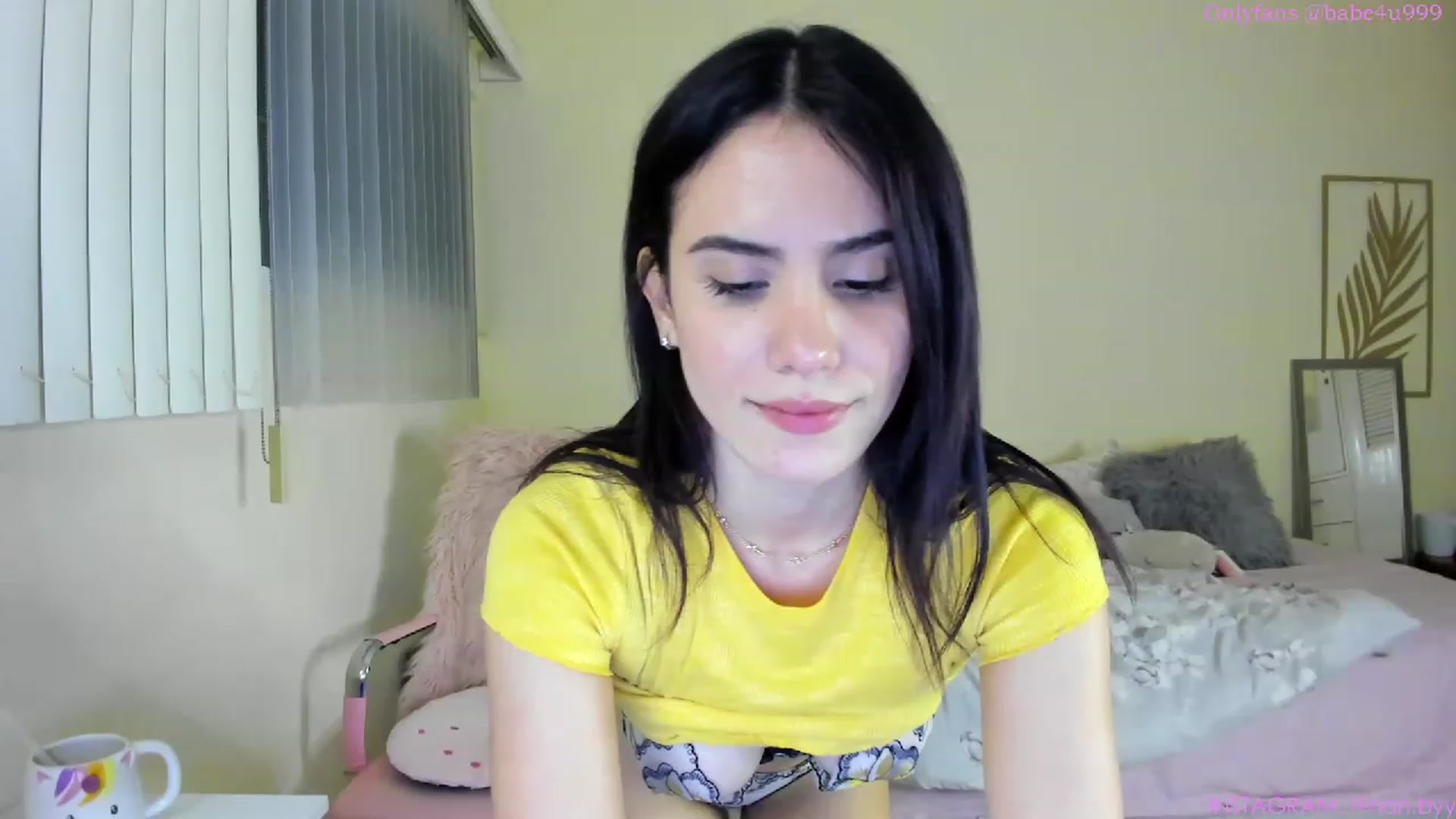 Gallery image thumbnail from NancyyB's myfreecams stream on, 05/18/2023, 03:54 image 6 of 20