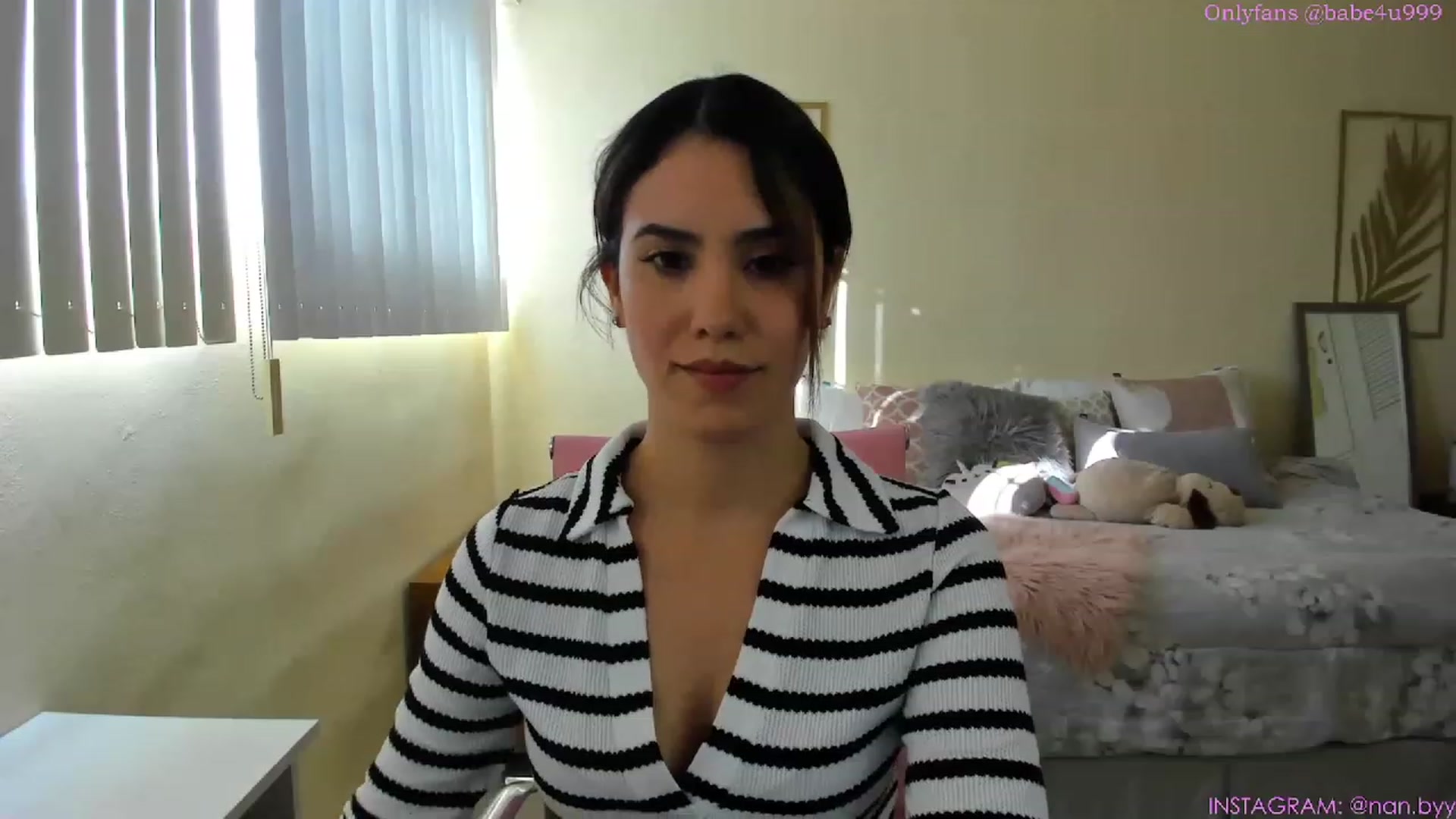 Gallery image thumbnail from NancyyB's myfreecams stream on, 06/07/2023, 22:47 image 12 of 20