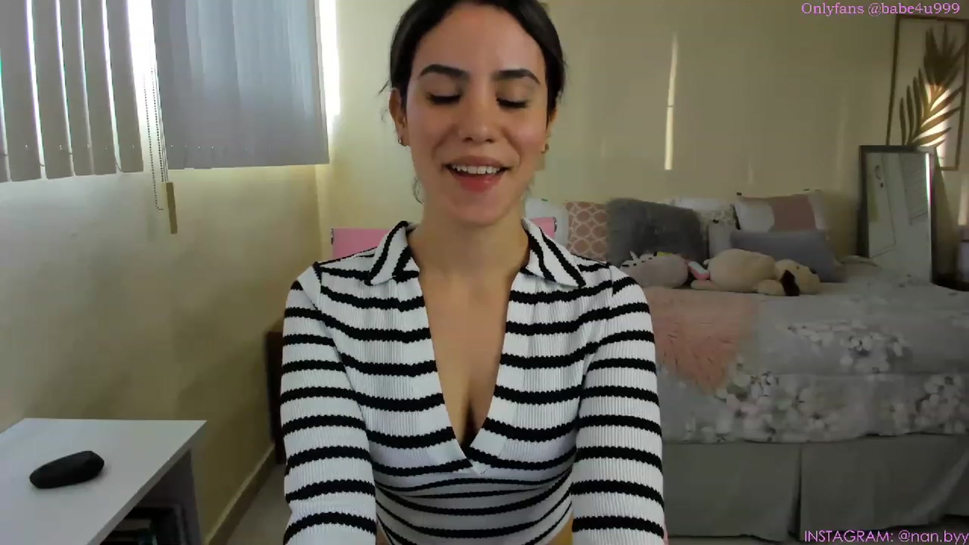 Gallery image thumbnail from NancyyB's myfreecams stream on, 06/08/2023, 24:04 image 8 of 20