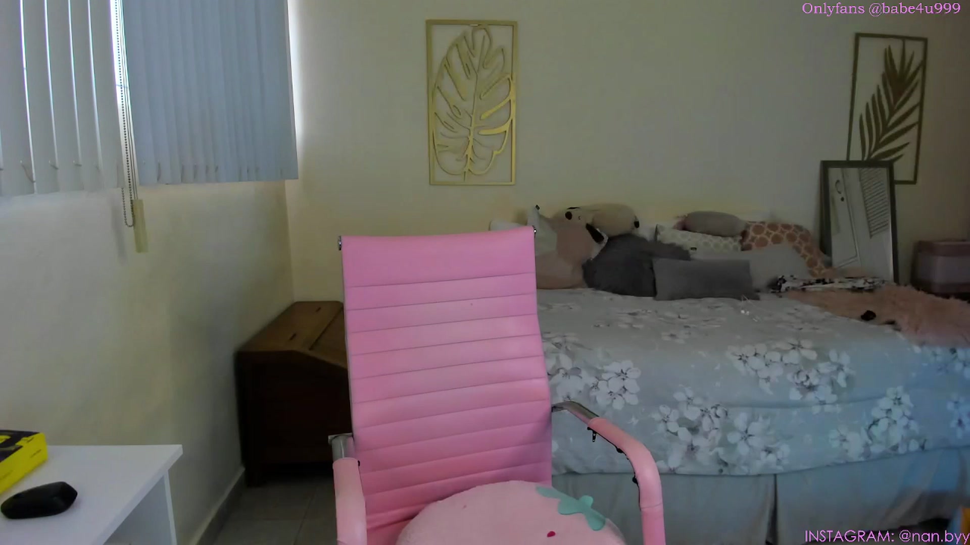 Gallery image thumbnail from NancyyB's myfreecams stream on, 06/09/2023, 01:50 image 3 of 20
