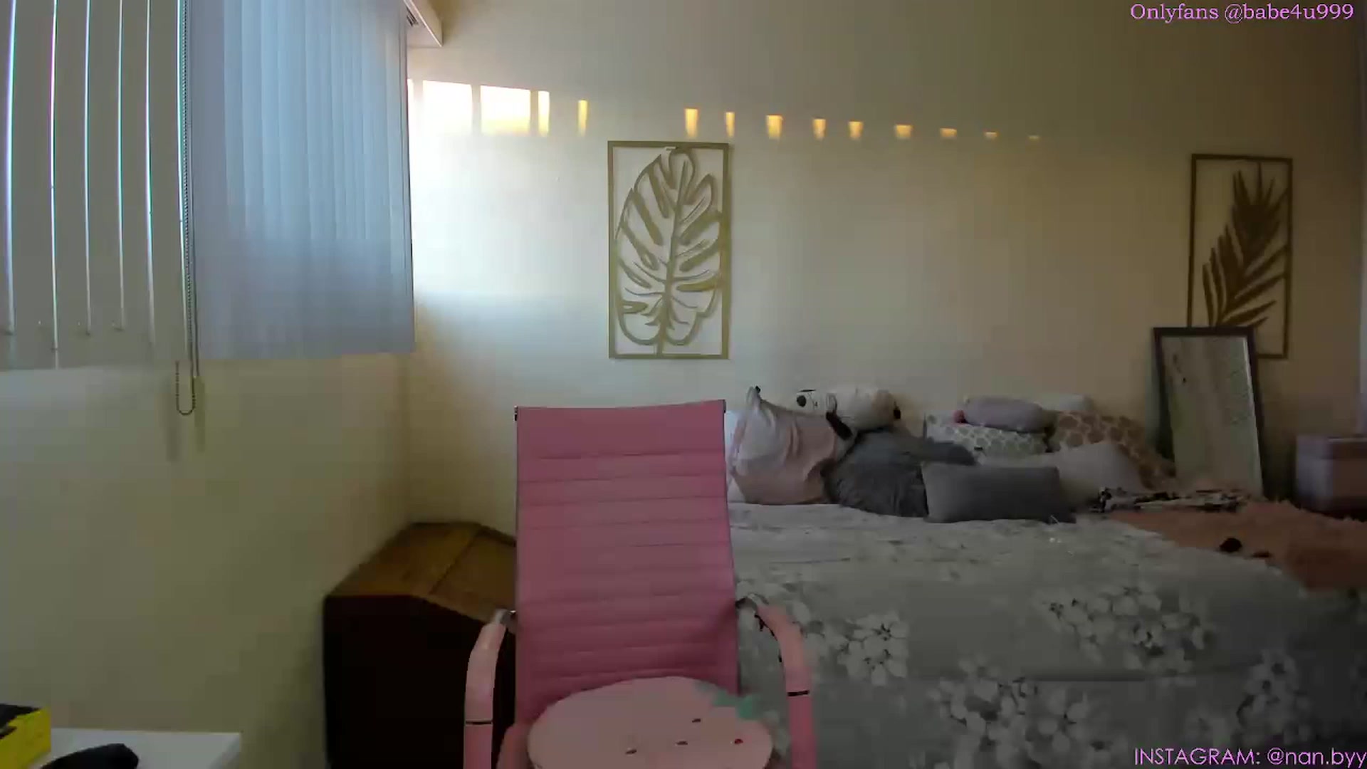 Gallery image thumbnail from NancyyB's myfreecams stream on, 06/09/2023, 01:50 image 1 of 20