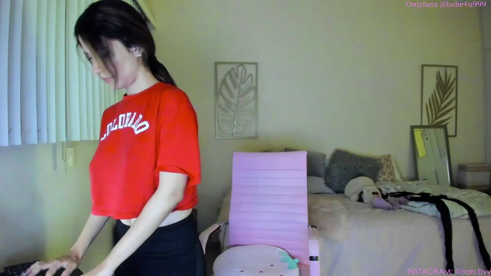 Gallery image thumbnail from NancyyB's myfreecams stream on, 06/14/2023, 03:50 image 8 of 20