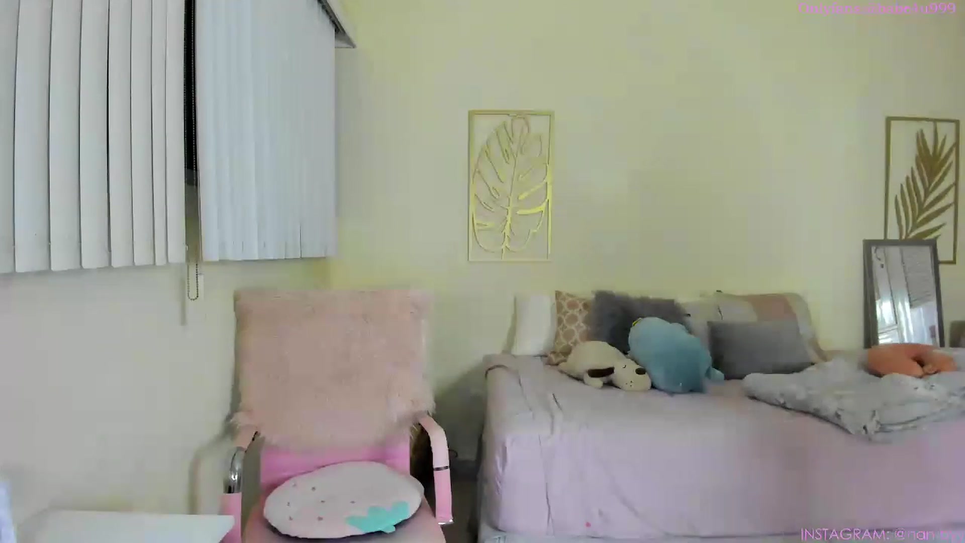 Gallery image thumbnail from NancyyB's myfreecams stream on, 07/28/2023, 03:21 image 9 of 20