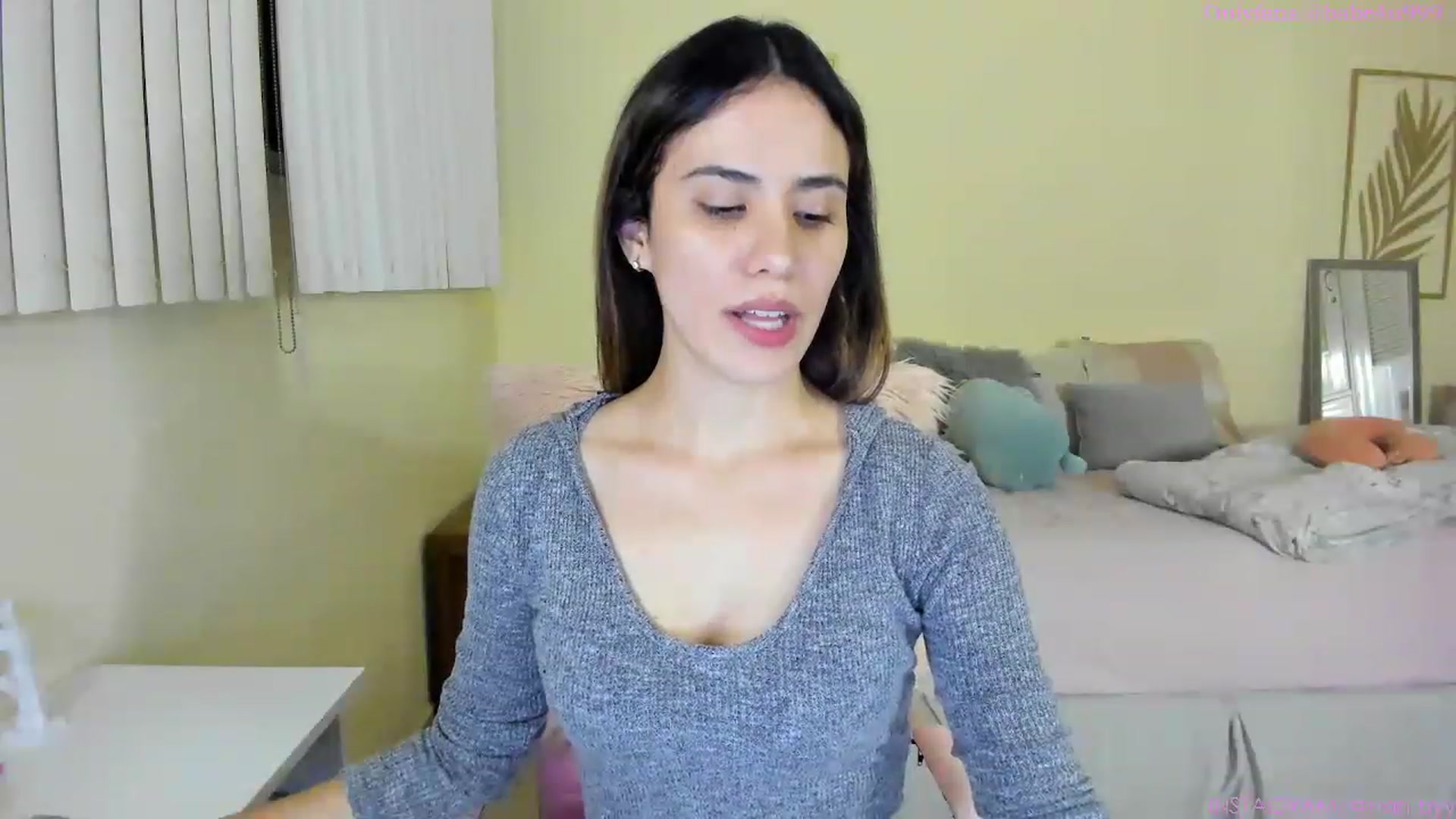 Gallery image thumbnail from NancyyB's myfreecams stream on, 07/28/2023, 03:21 image 12 of 20