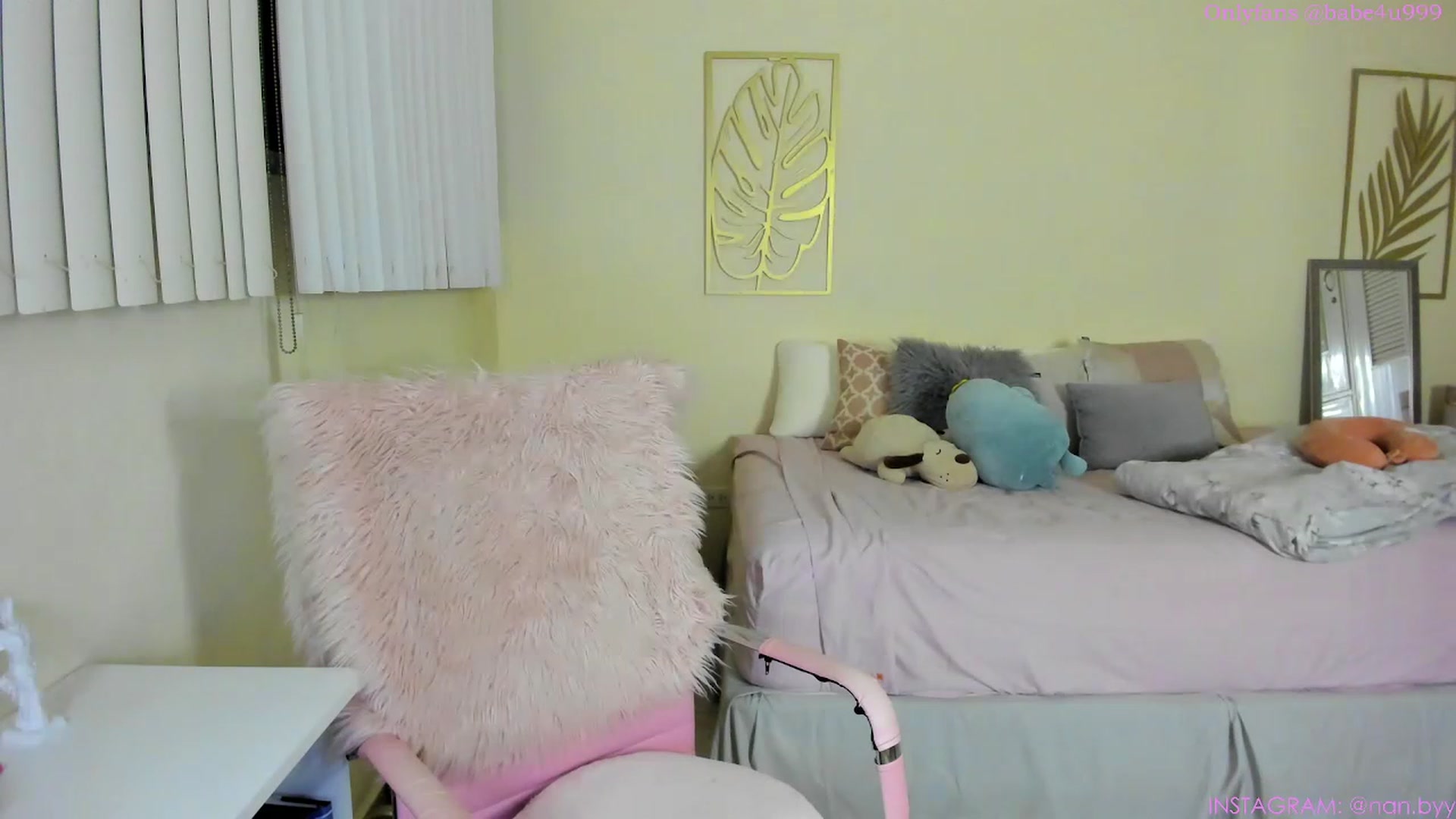 Gallery image thumbnail from NancyyB's myfreecams stream on, 07/28/2023, 03:21 image 14 of 20