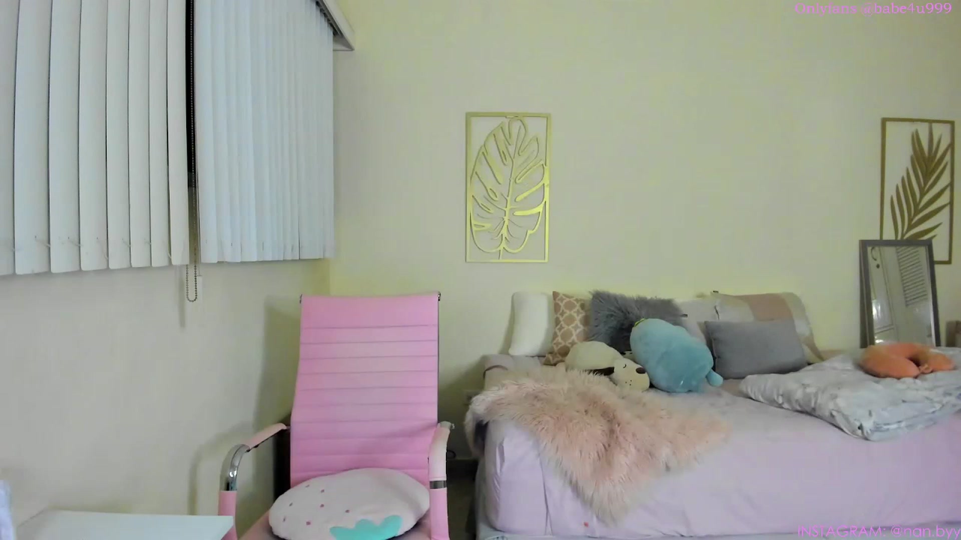 Gallery image thumbnail from NancyyB's myfreecams stream on, 07/28/2023, 03:52 image 1 of 20