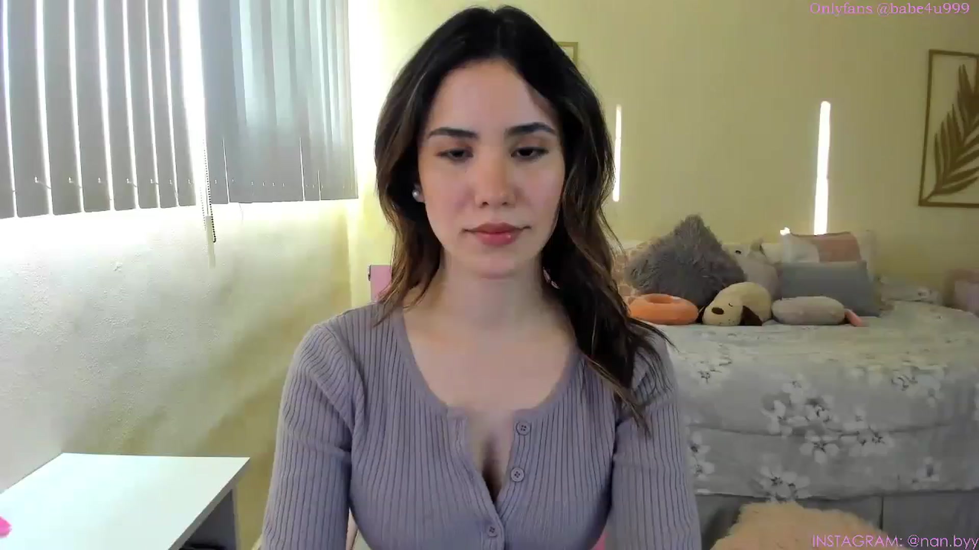 Gallery image thumbnail from NancyyB's myfreecams stream on, 08/08/2023, 24:00 image 1 of 20