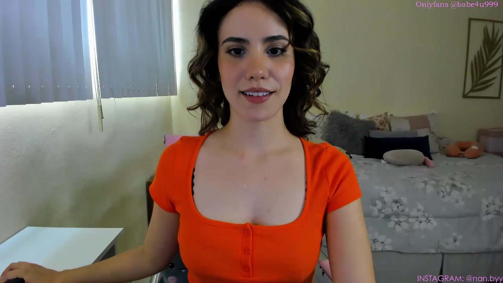 Gallery image thumbnail from NancyyB's myfreecams stream on, 08/12/2023, 23:22 image 16 of 20