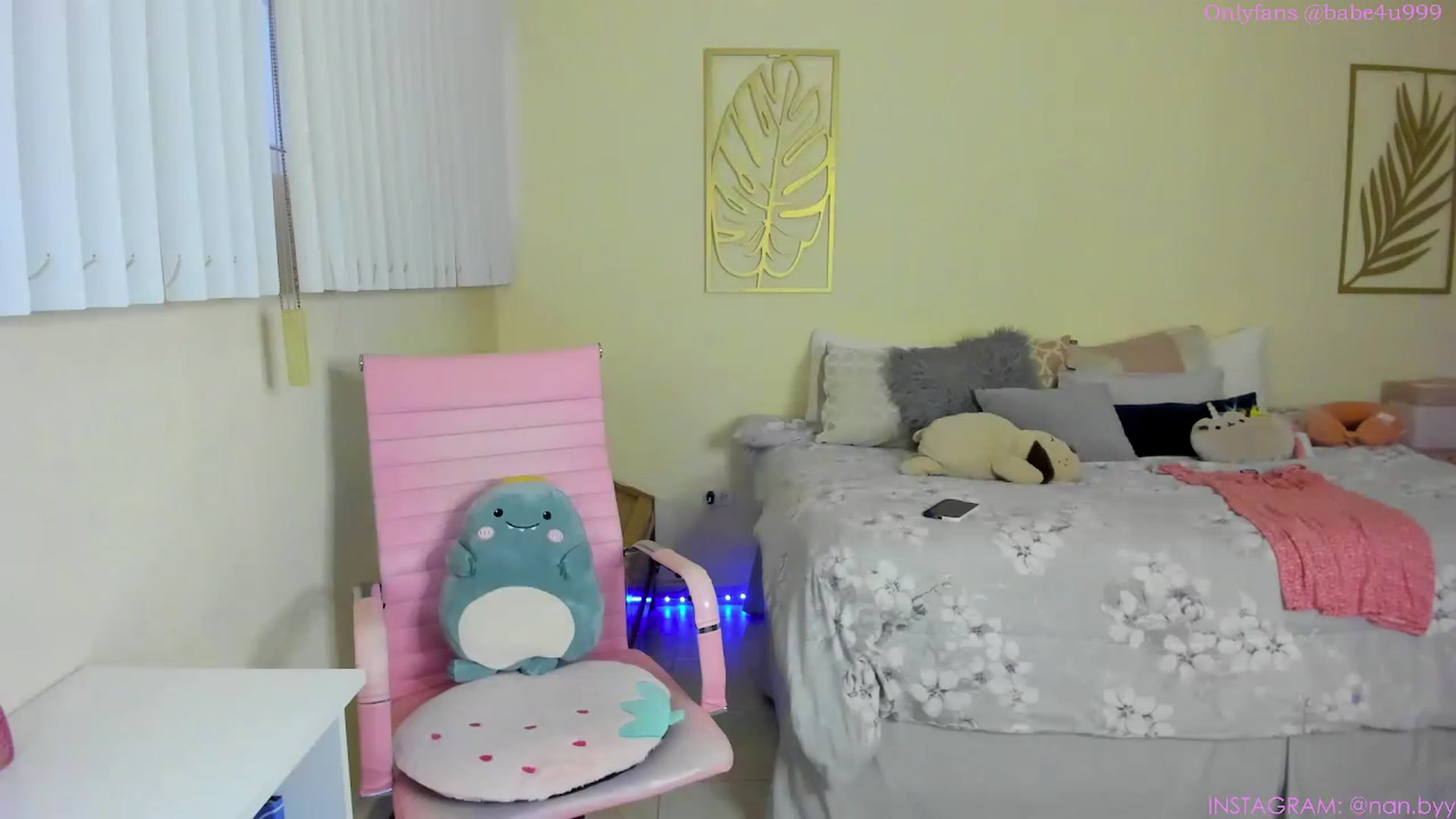 Gallery image thumbnail from NancyyB's myfreecams stream on, 08/14/2023, 01:59 image 7 of 20