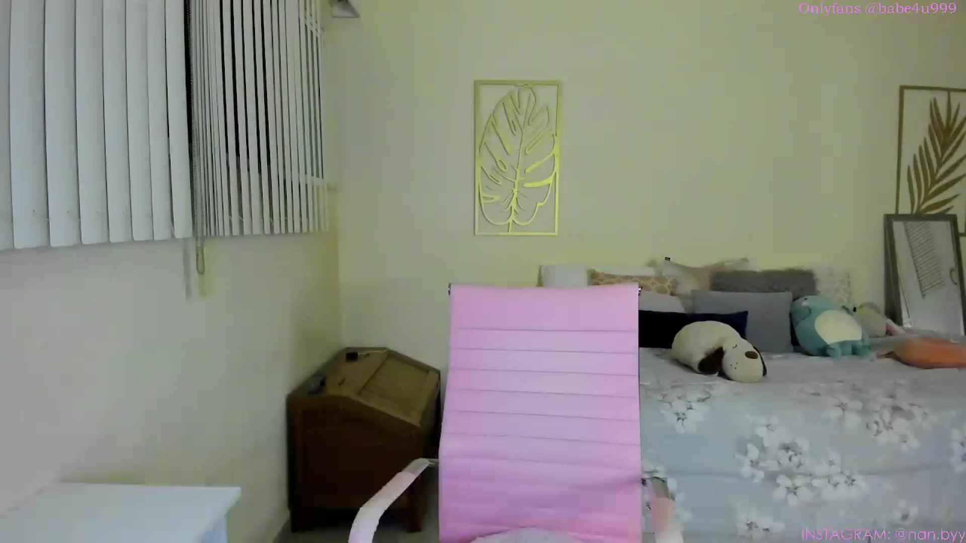 Gallery image thumbnail from NancyyB's myfreecams stream on, 08/21/2023, 03:55 image 1 of 20